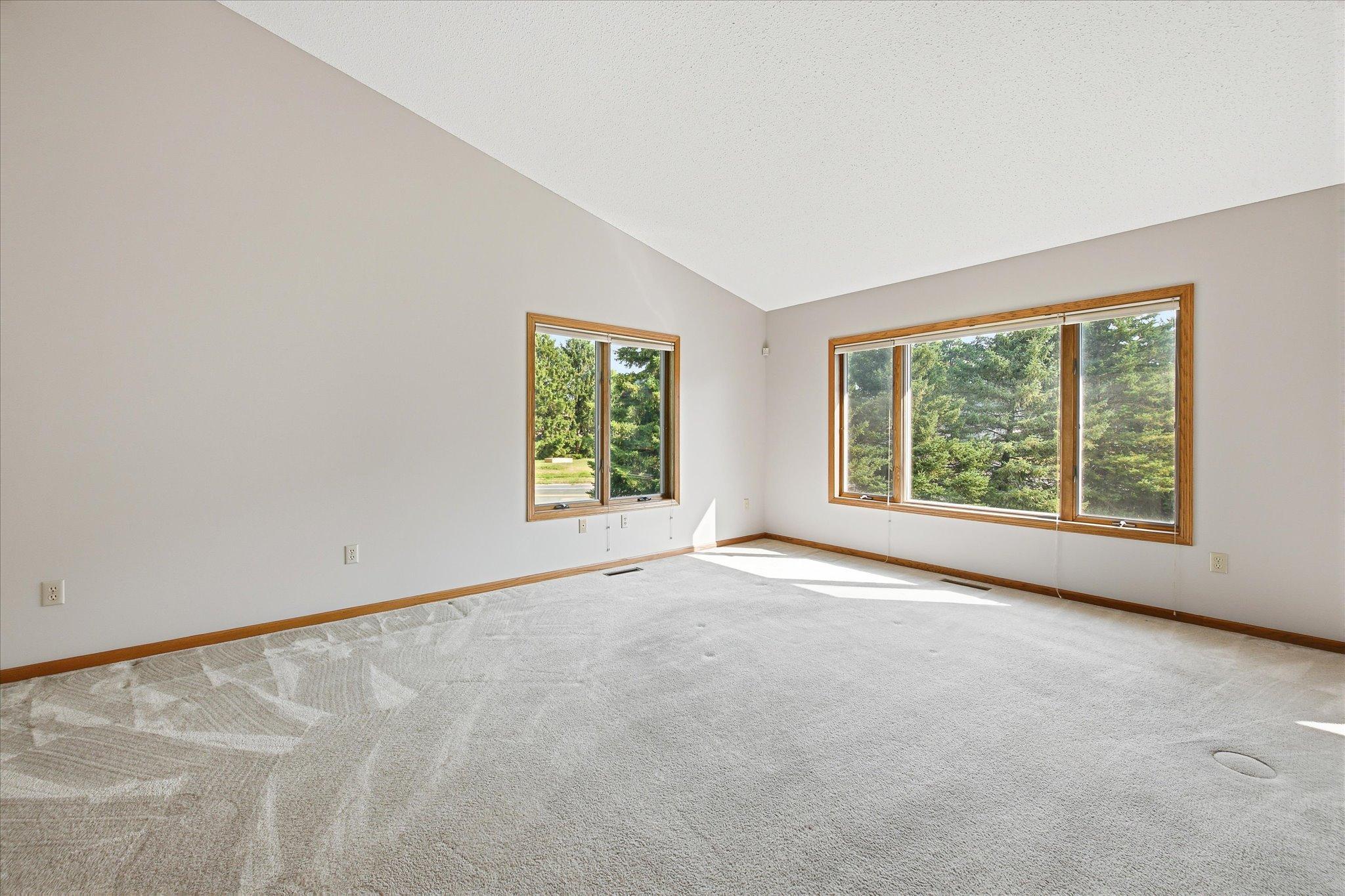 5758 Heather Ridge Drive Property Photo 12