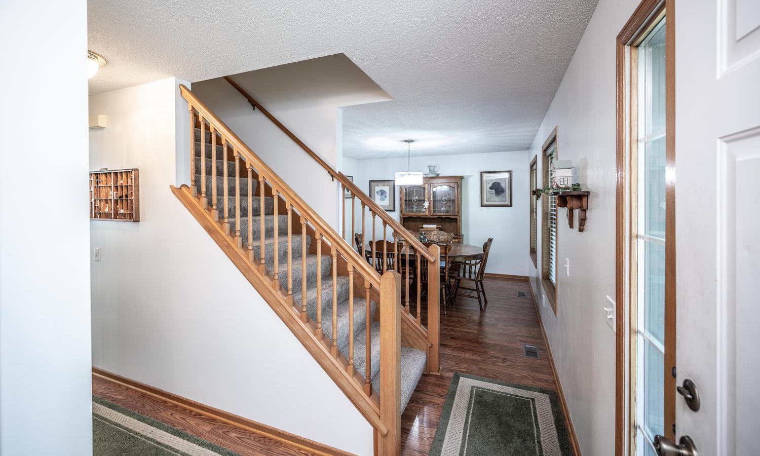 18474 Everest Path Property Photo 3