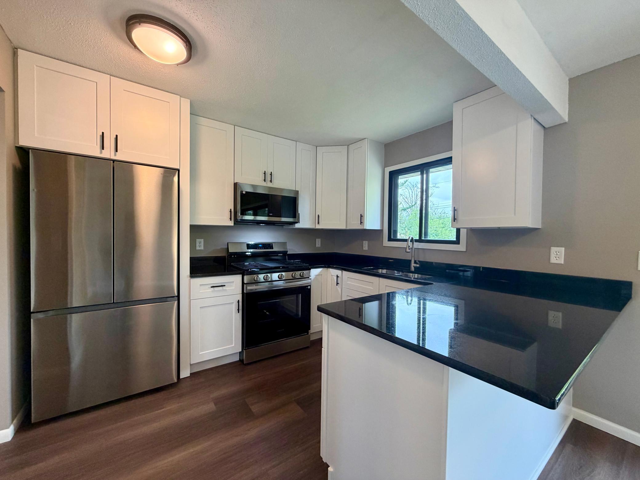 1612 69th Avenue N Property Photo 3