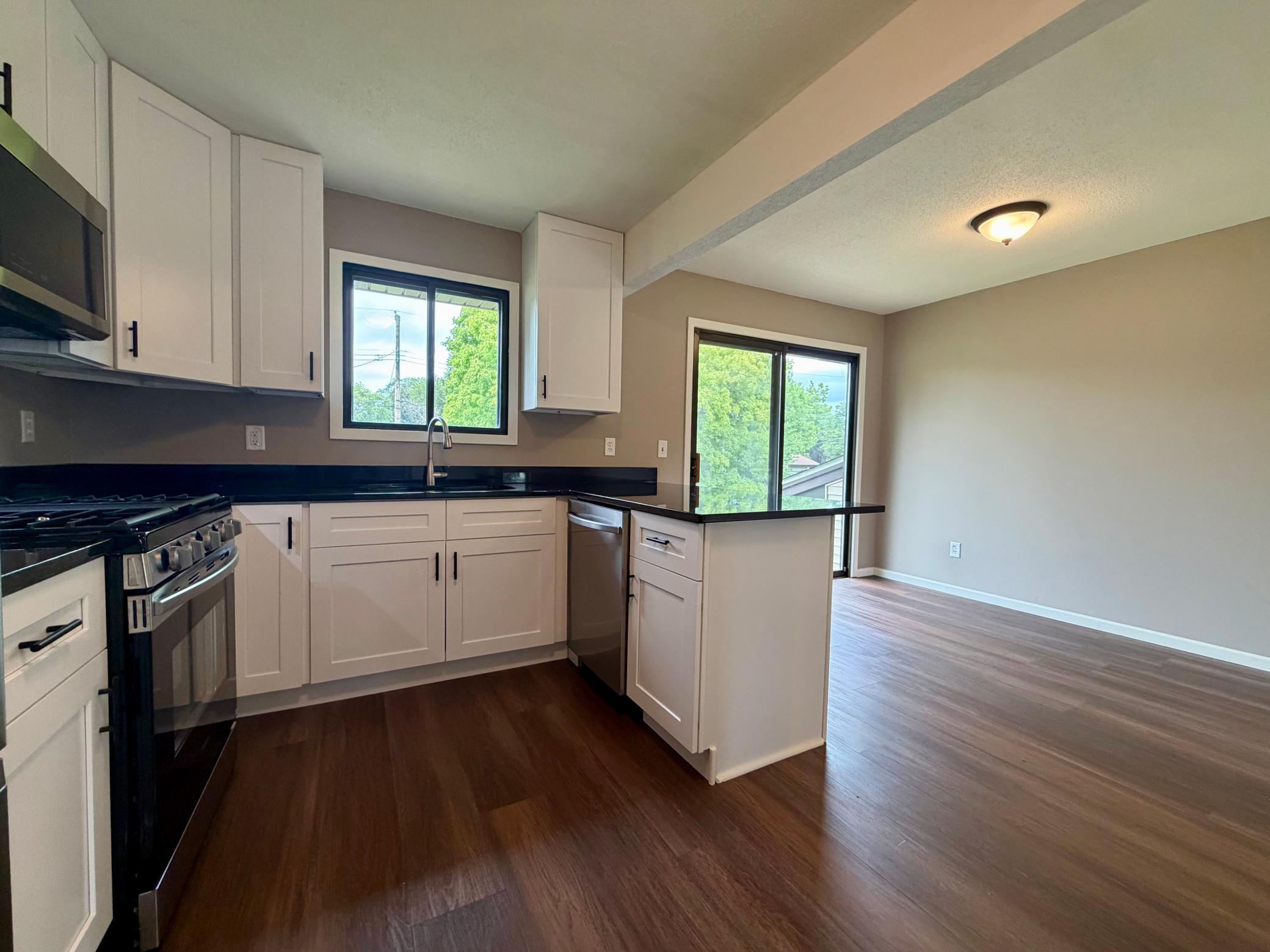 1612 69th Avenue N Property Photo 6