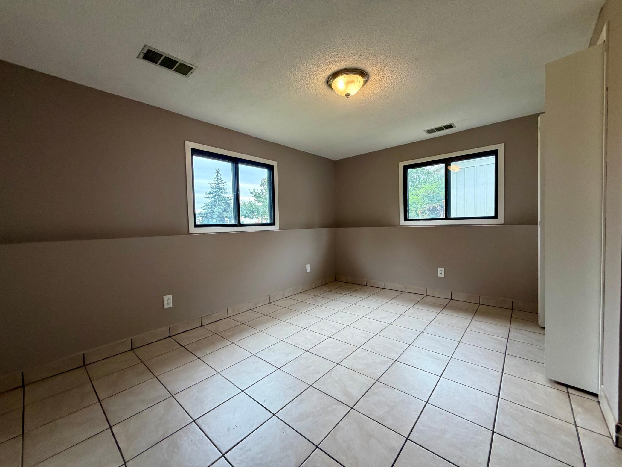 1612 69th Avenue N Property Photo 14