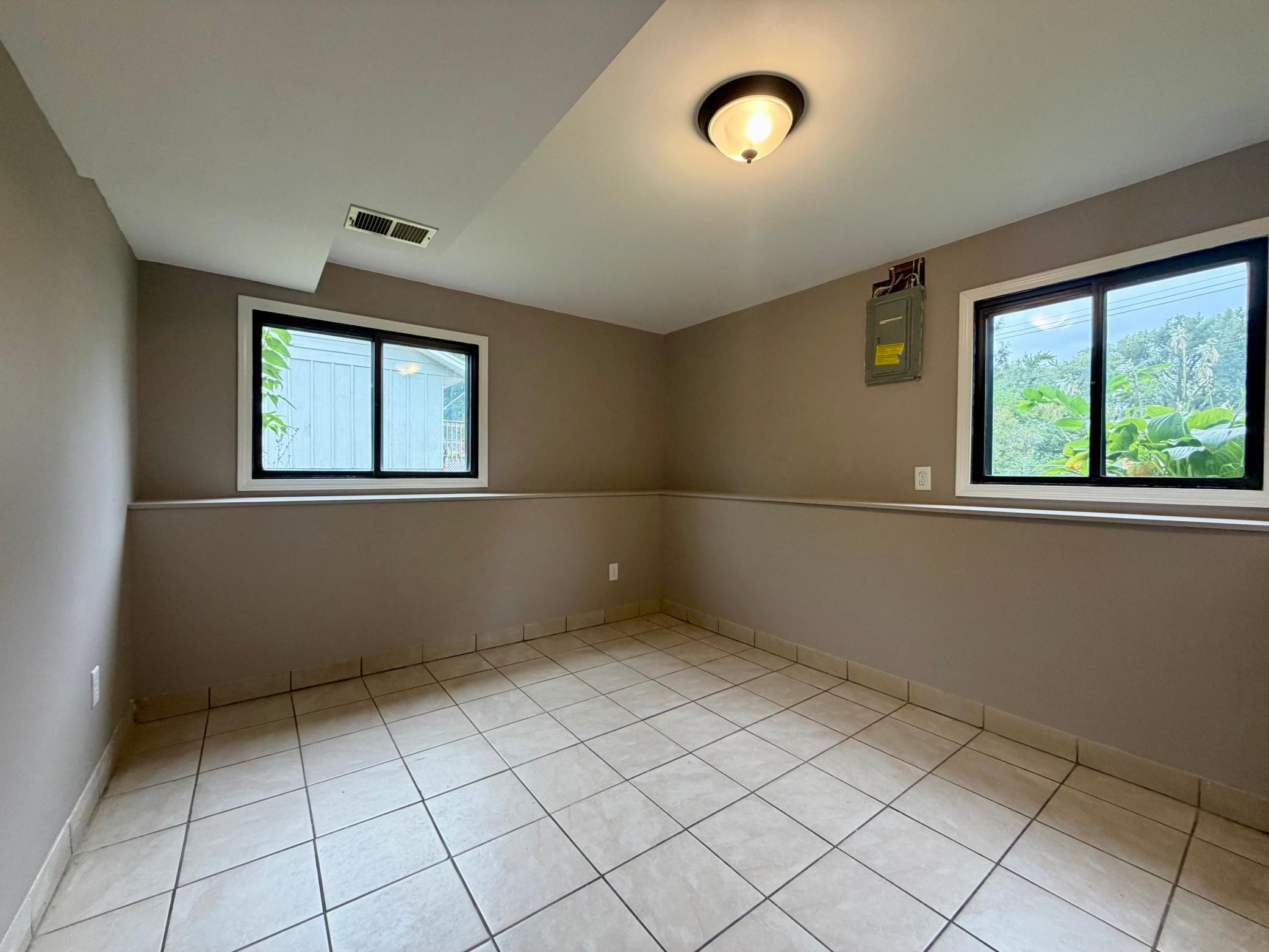 1612 69th Avenue N Property Photo 15