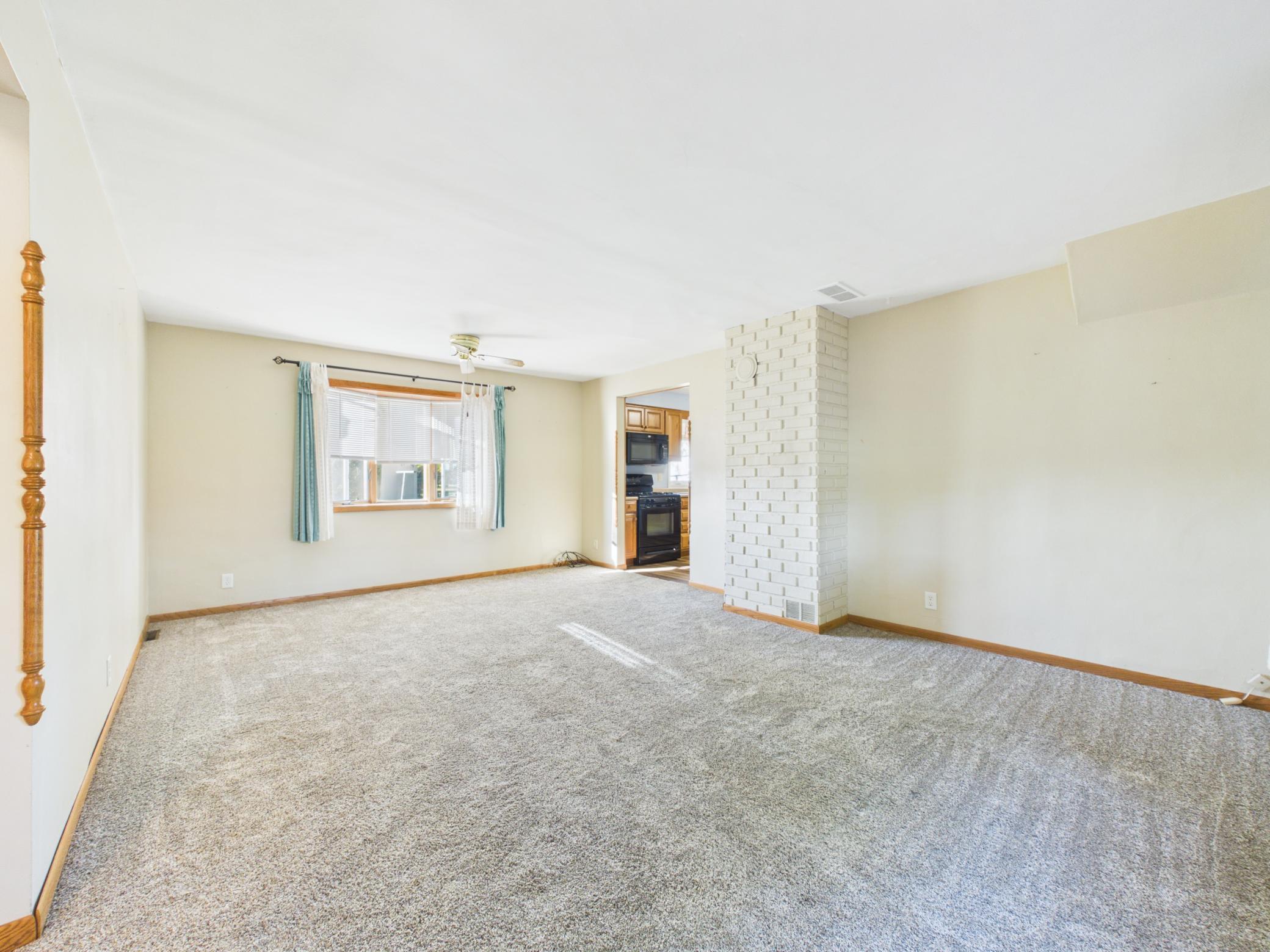 21677 County Road 197 Property Photo 8
