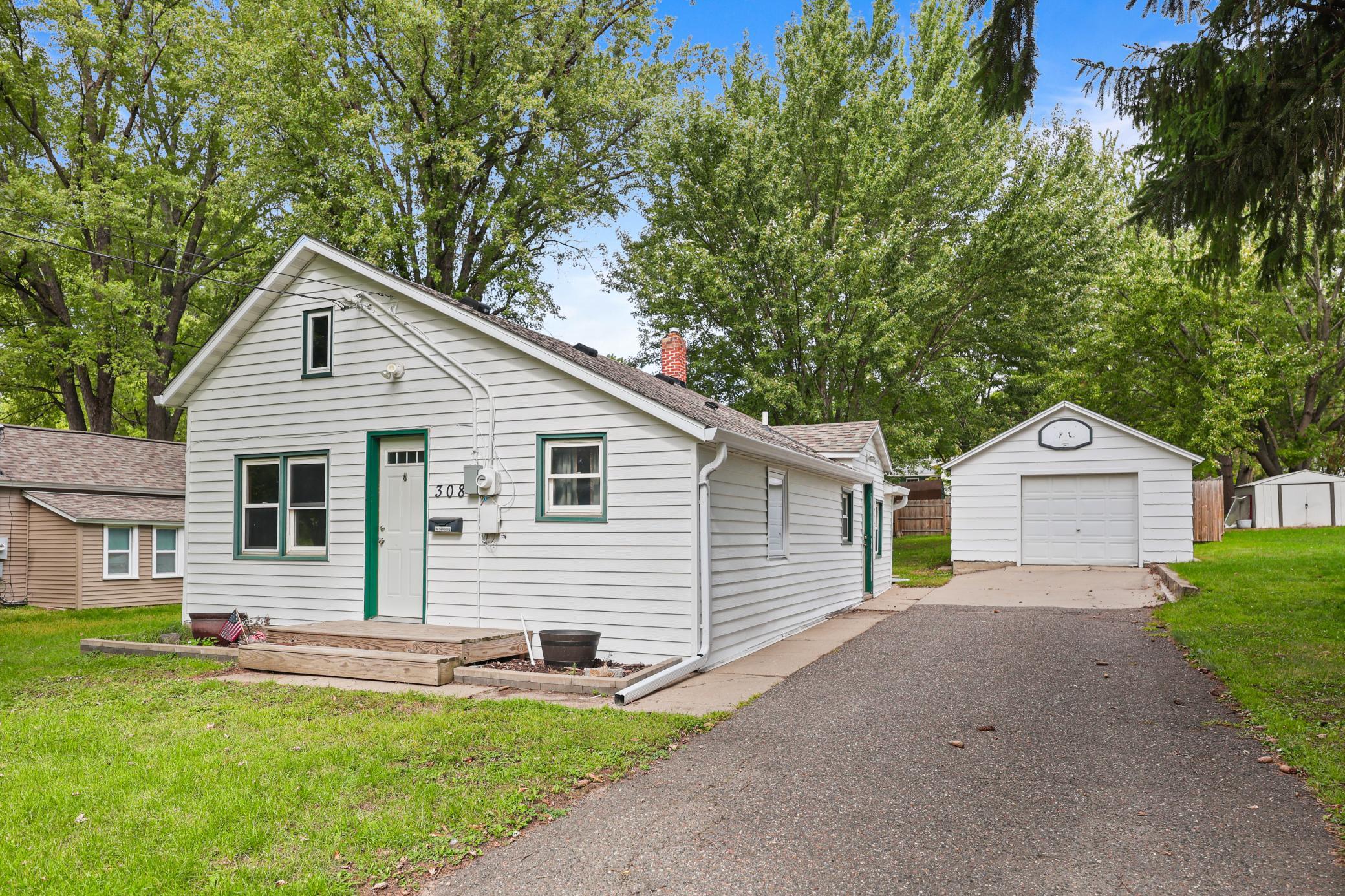 308 7th Avenue N Property Photo 37