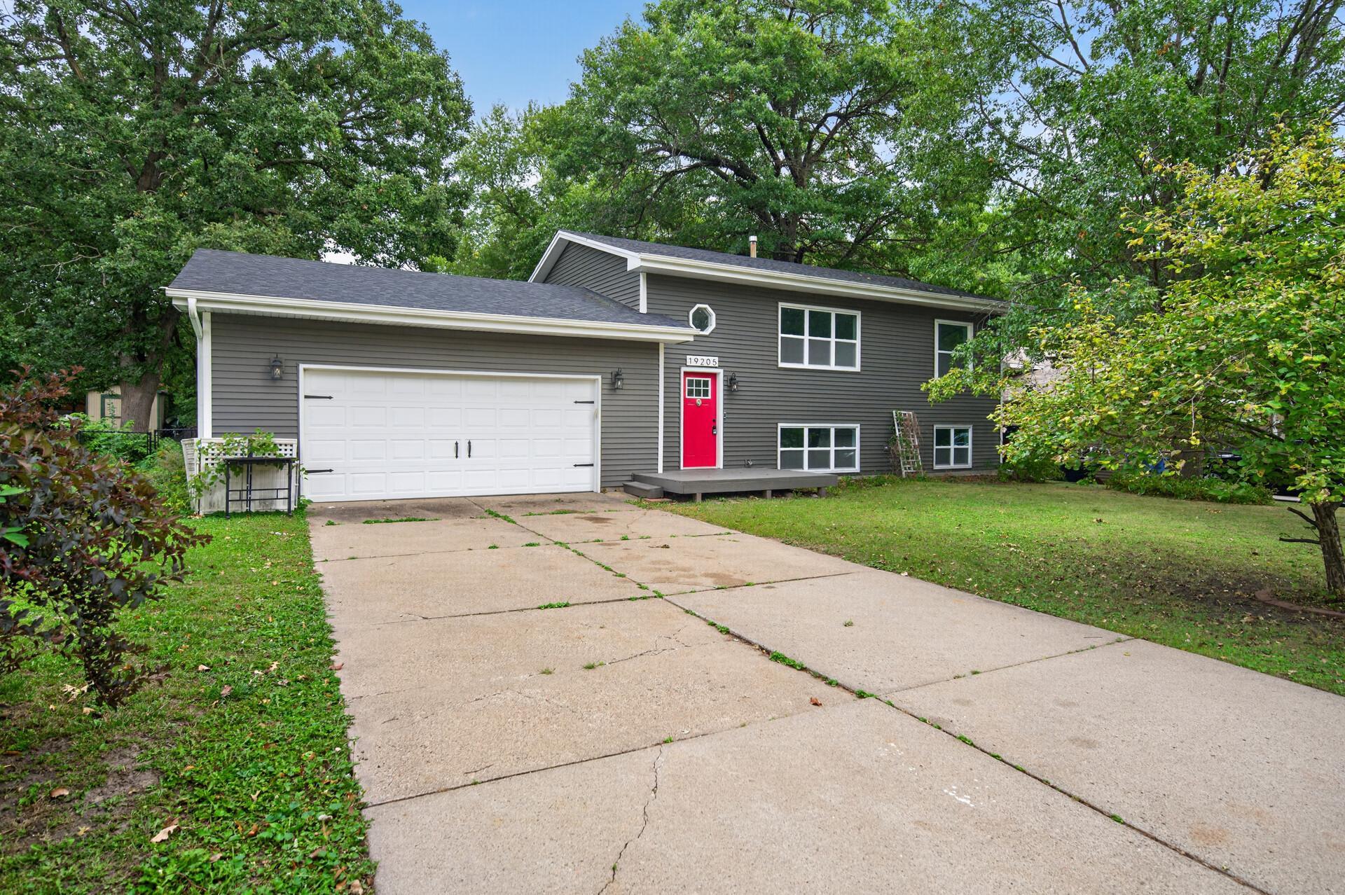 19205 Yale Street Nw Property Photo 1