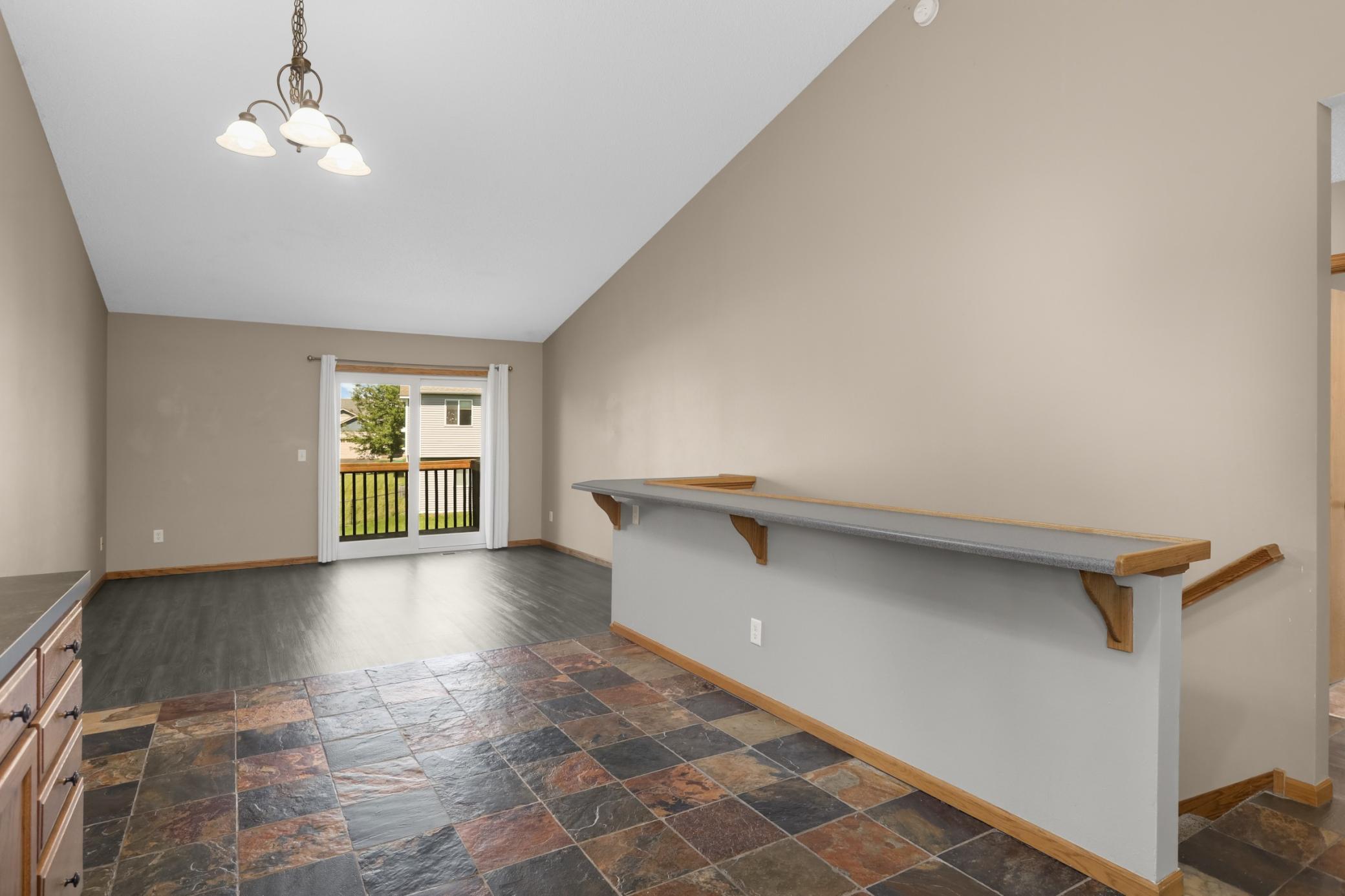 7256 Kahler Circle Ne Property Photo 8