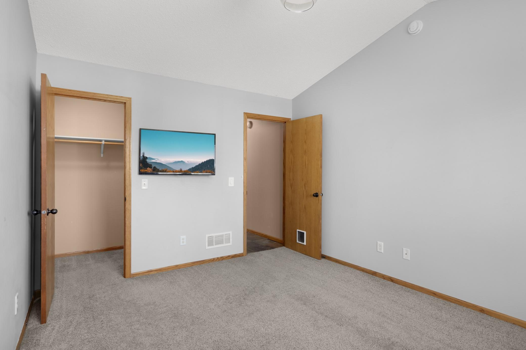 7256 Kahler Circle Ne Property Photo 17