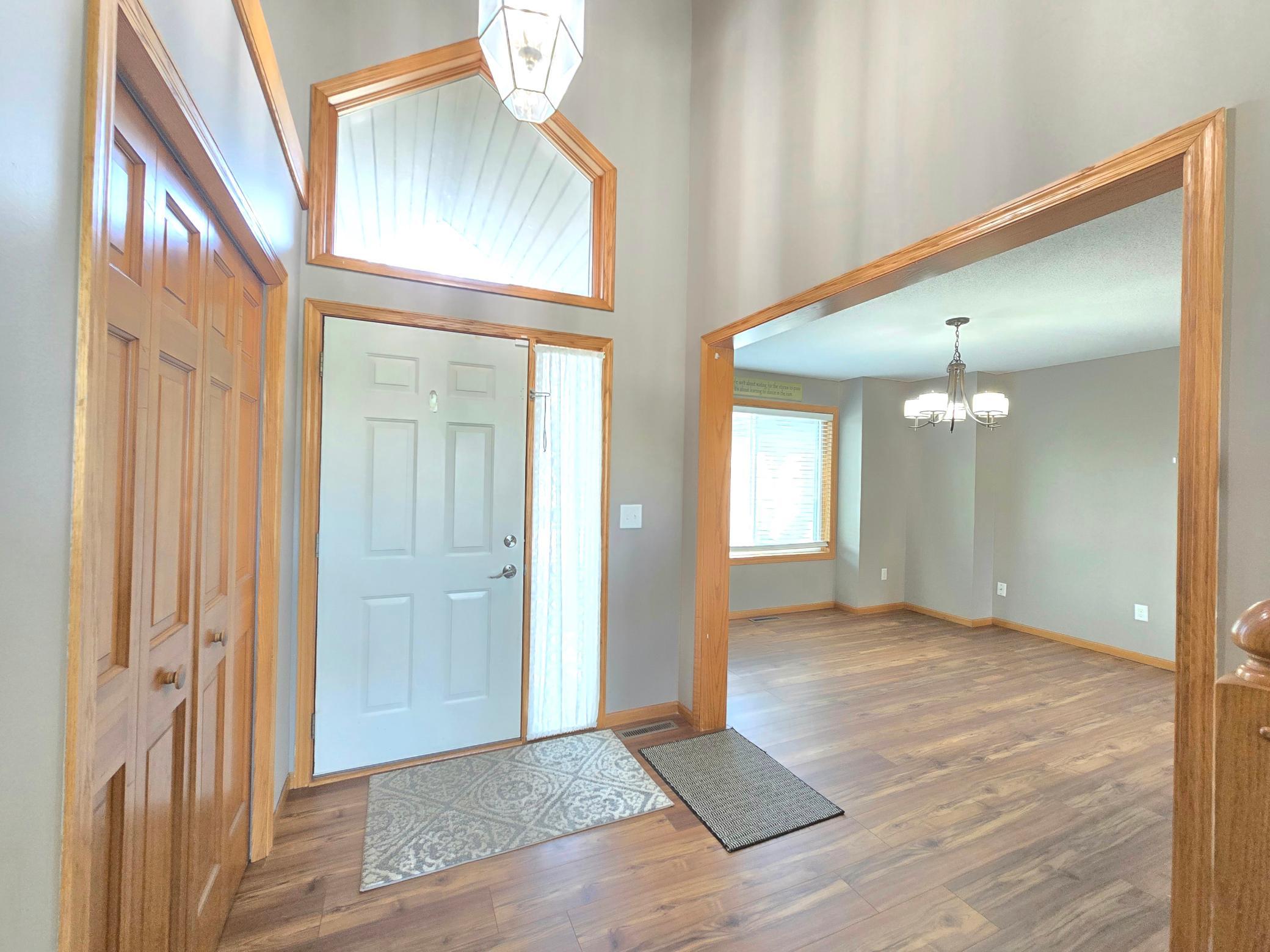 4625 Edinbrook Terrace Property Photo 3