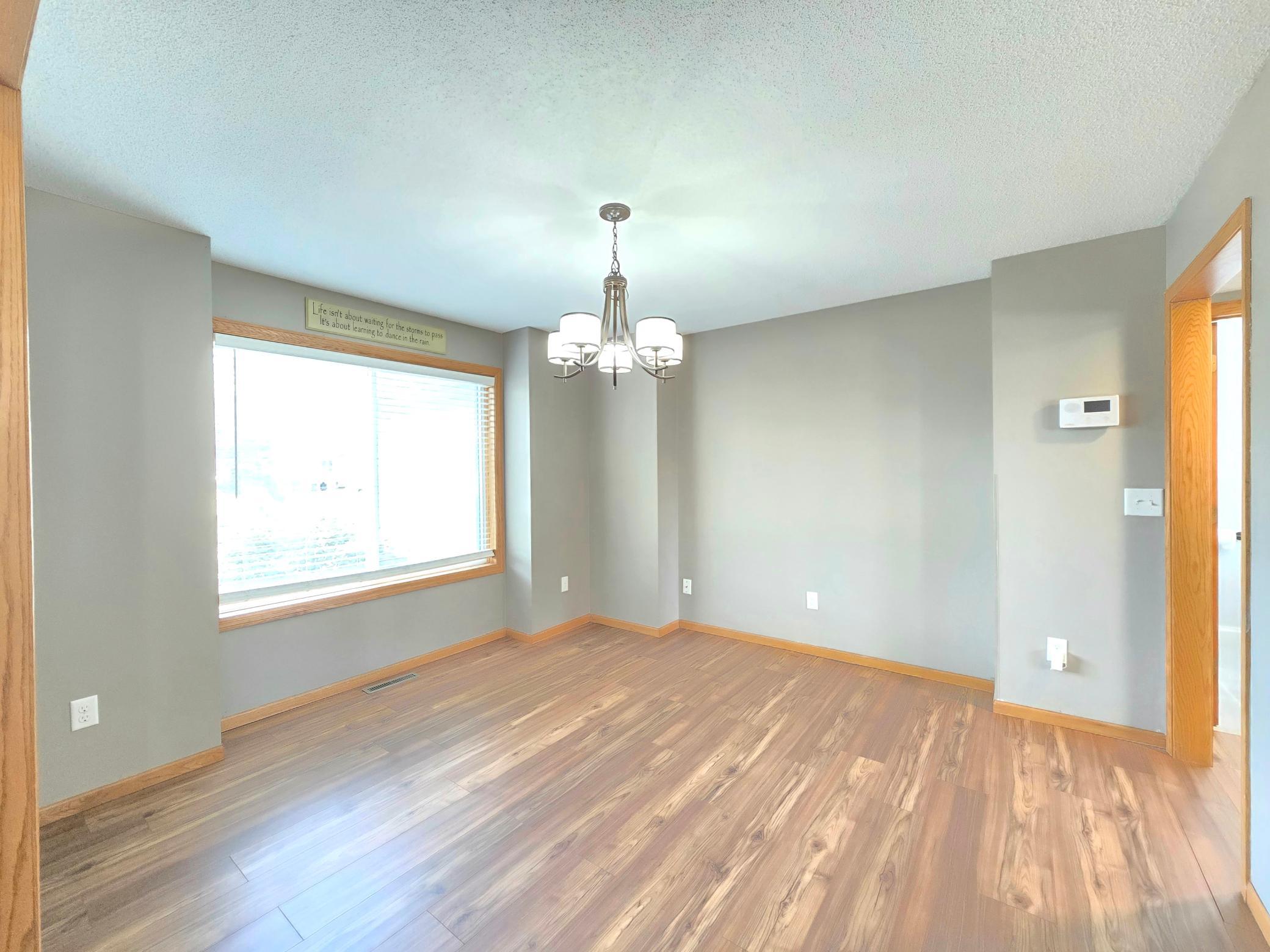 4625 Edinbrook Terrace Property Photo 4