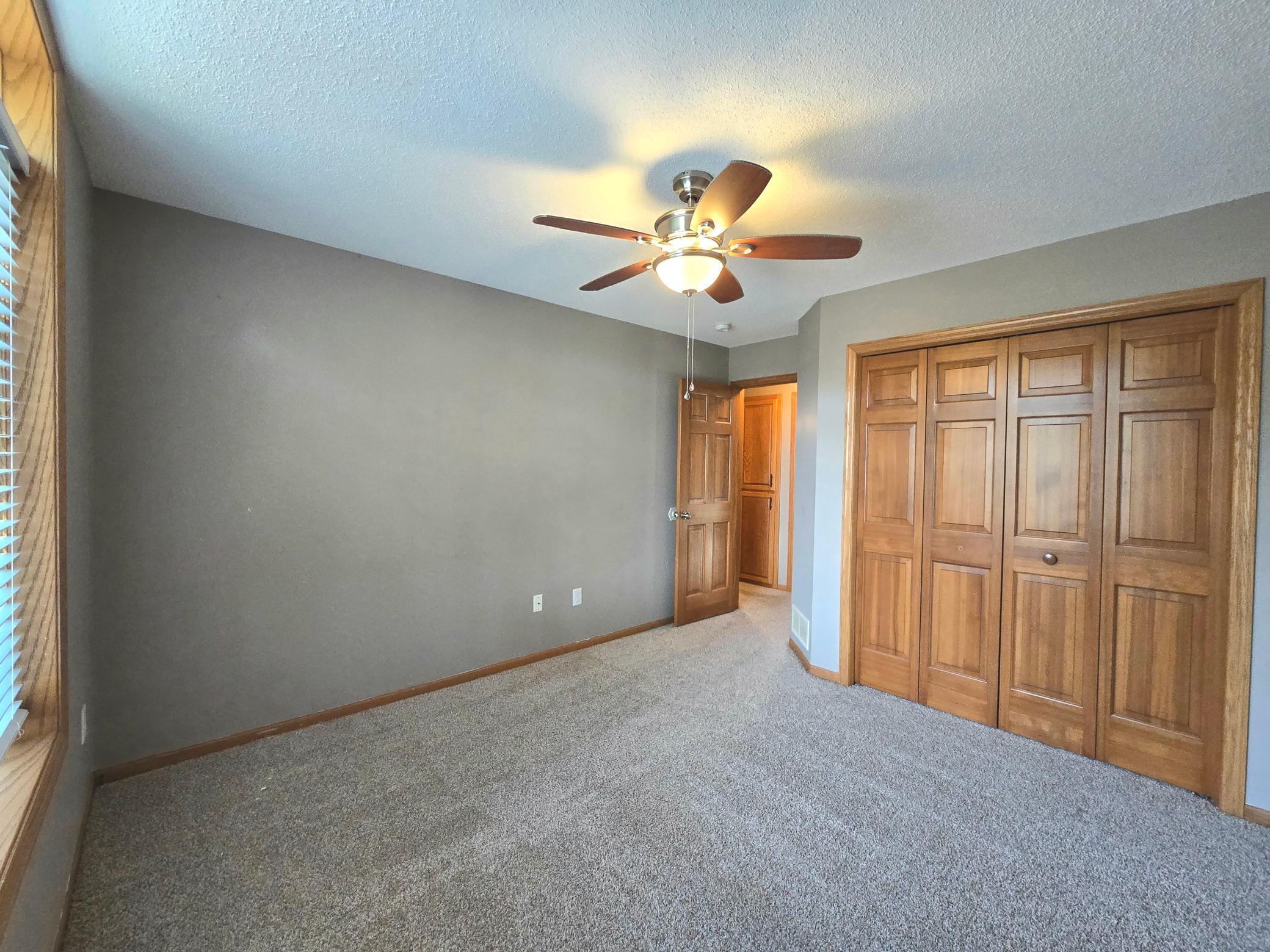 4625 Edinbrook Terrace Property Photo 16
