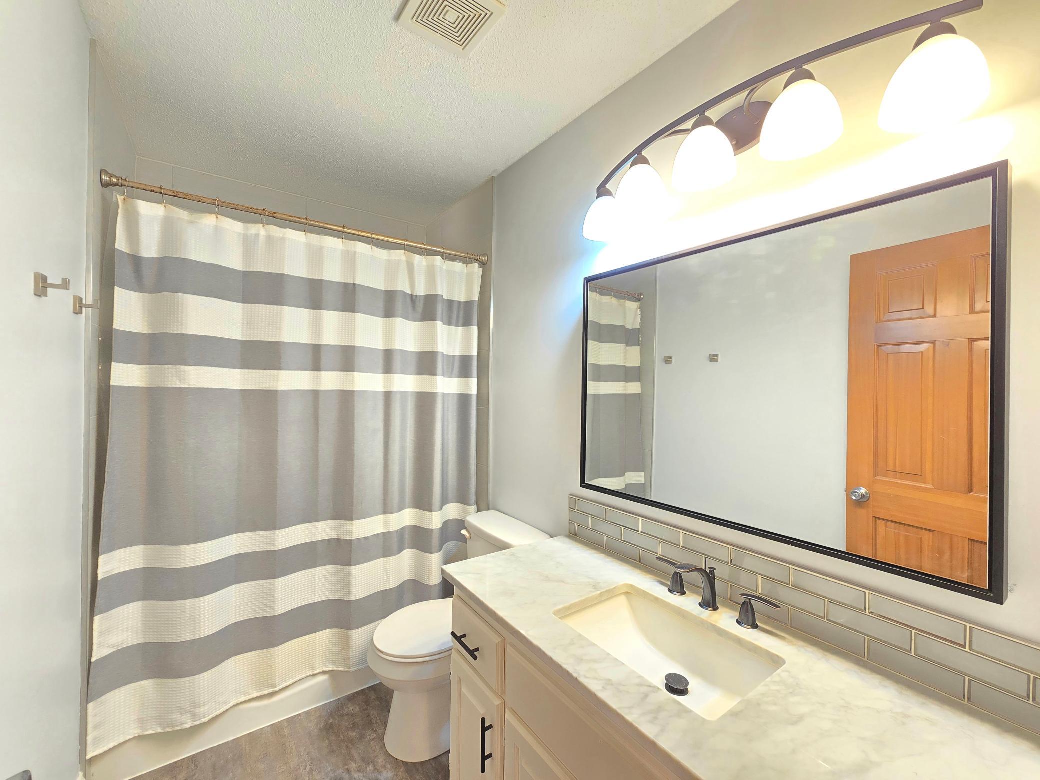 4625 Edinbrook Terrace Property Photo 18