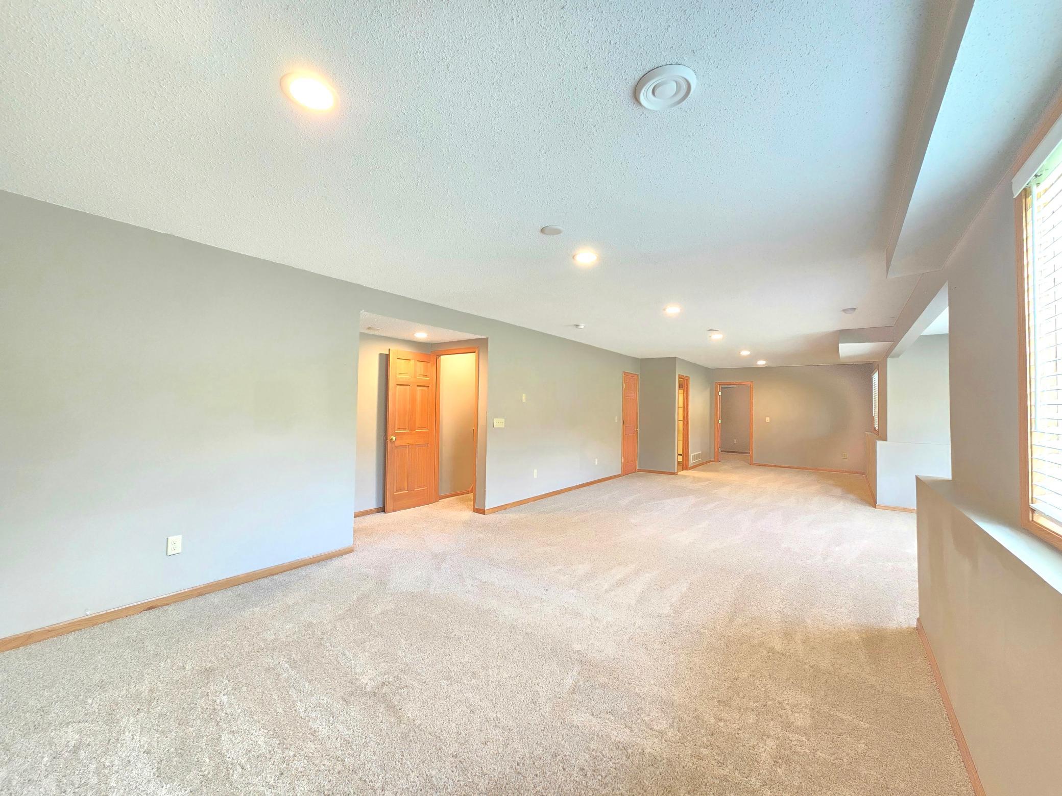 4625 Edinbrook Terrace Property Photo 19