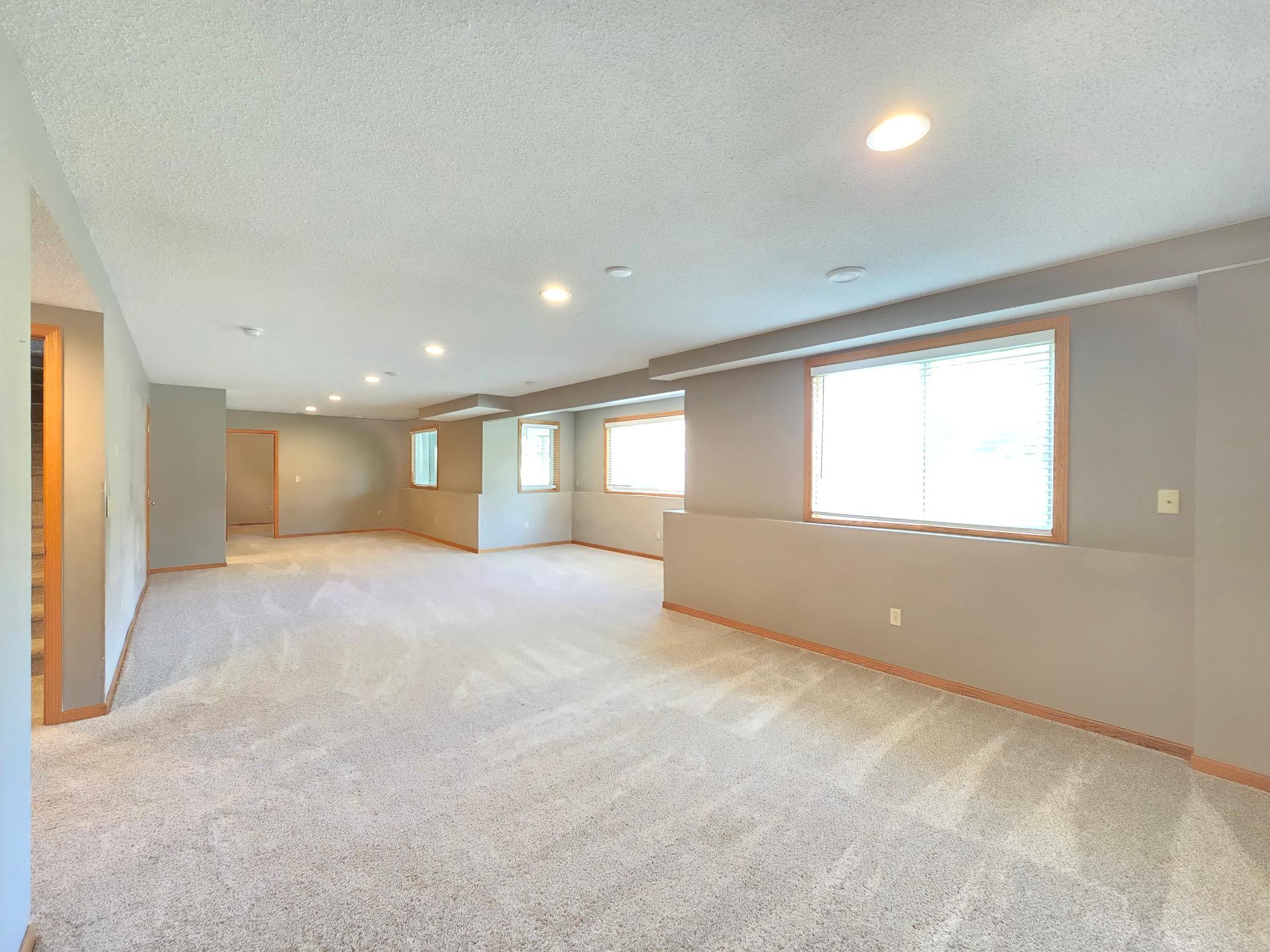 4625 Edinbrook Terrace Property Photo 21