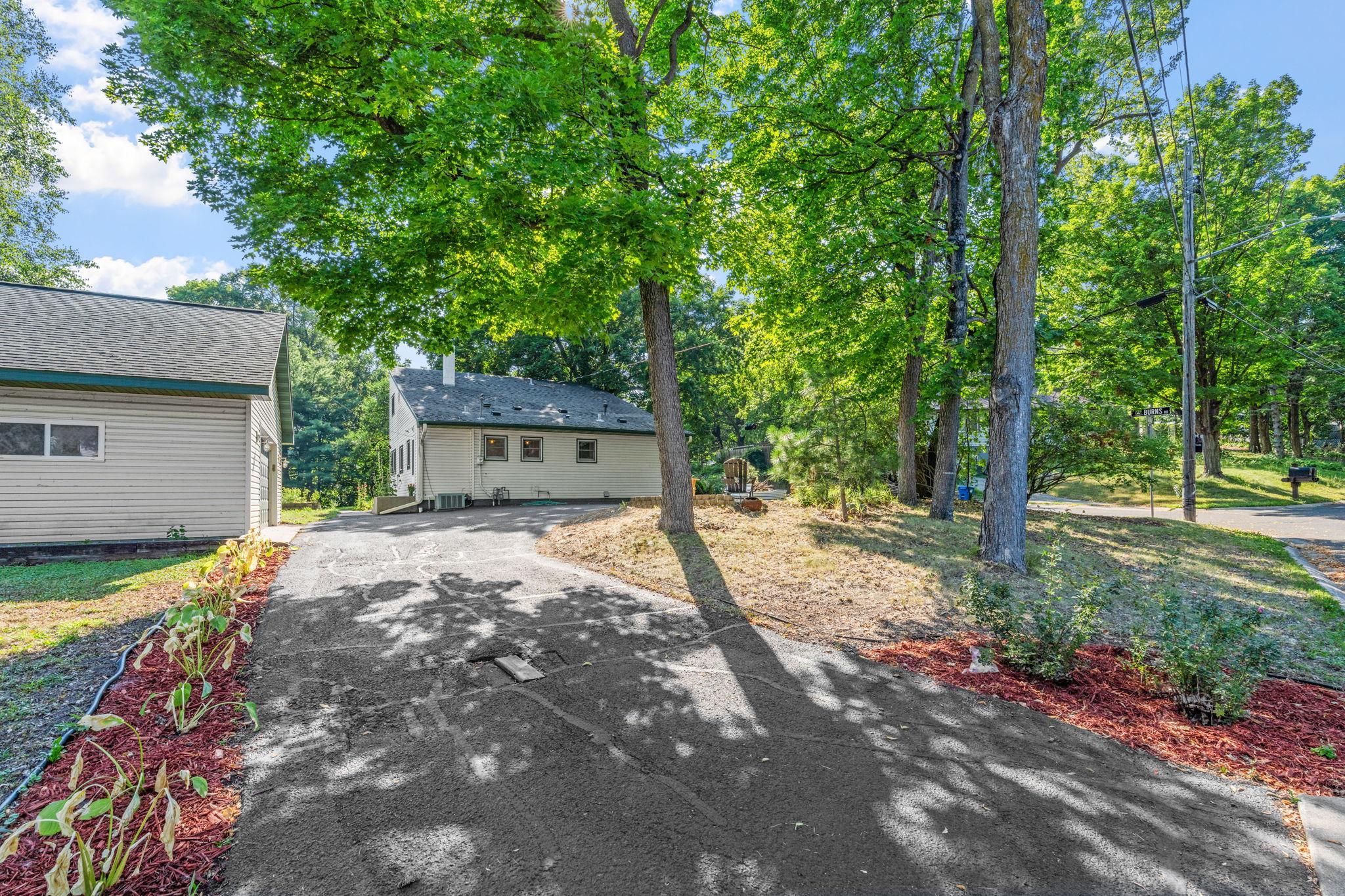 4753 Burns Road Property Photo 1