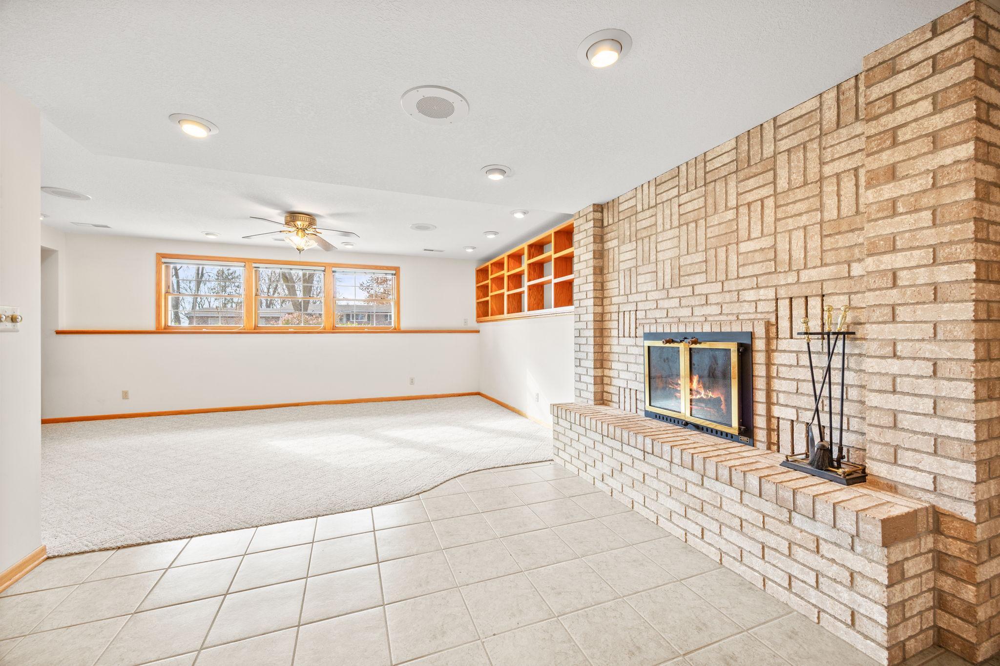 362 S Shore Drive Property Photo 21