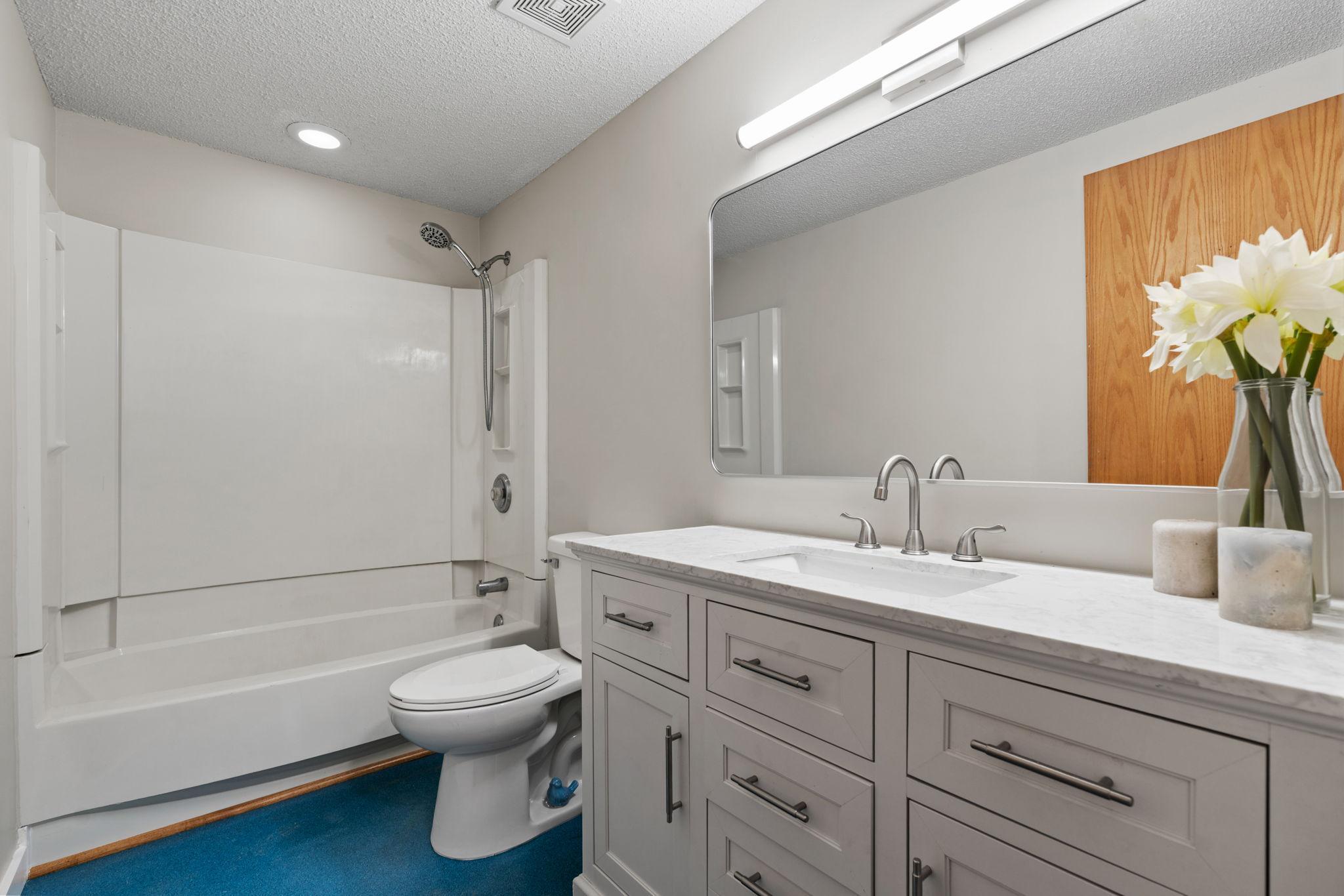 3000 Devon Lane Property Photo 29