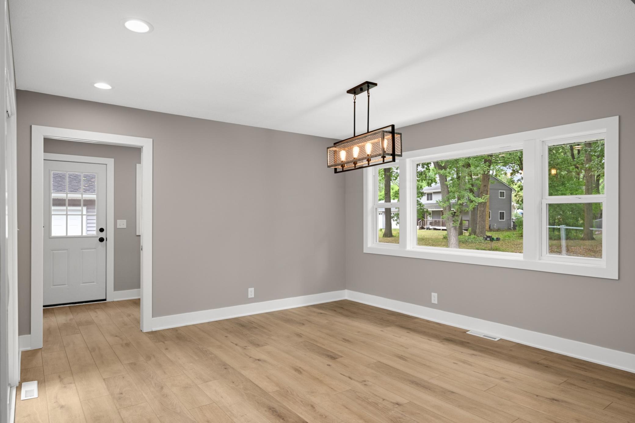 342 Kenmar Circle Property Photo 18