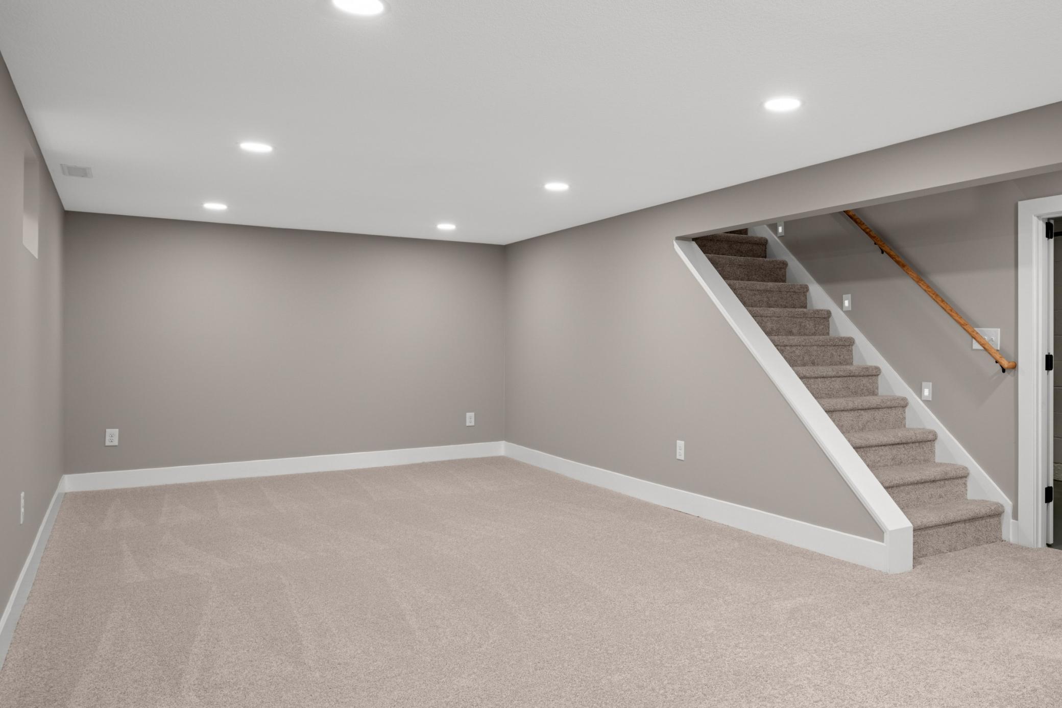 342 Kenmar Circle Property Photo 30