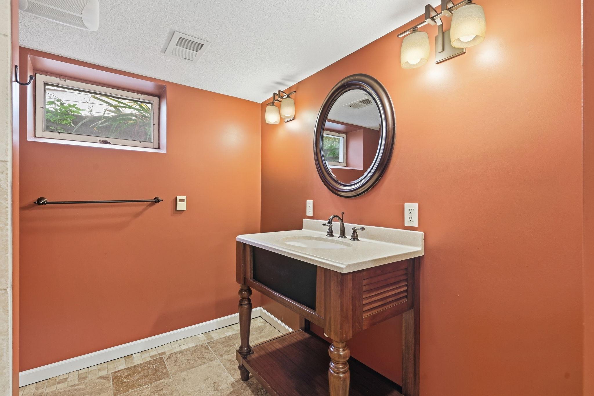 8413 Meadow Lake Road E Property Photo 30