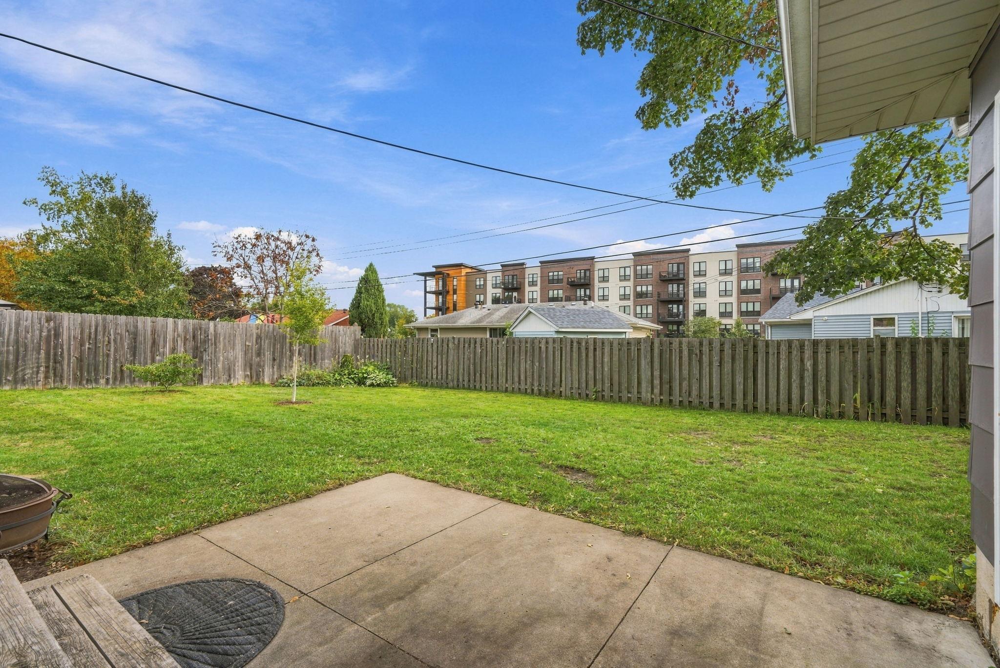 8413 Meadow Lake Road E Property Photo 37
