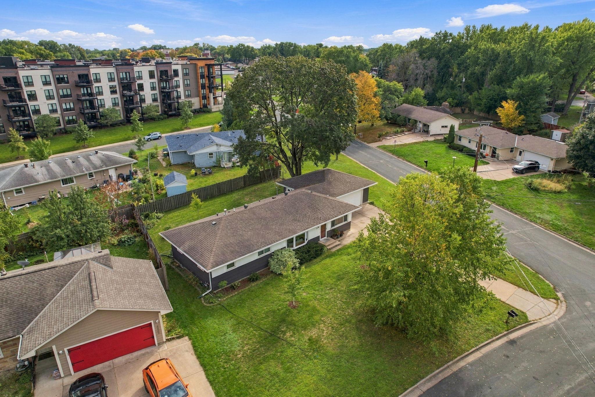 8413 Meadow Lake Road E Property Photo 38