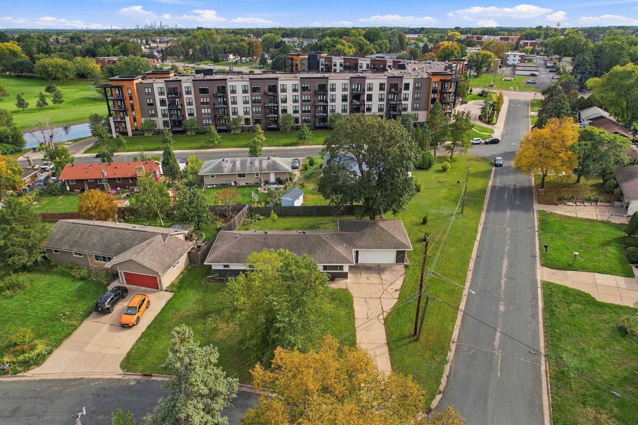 8413 Meadow Lake Road E Property Photo 39