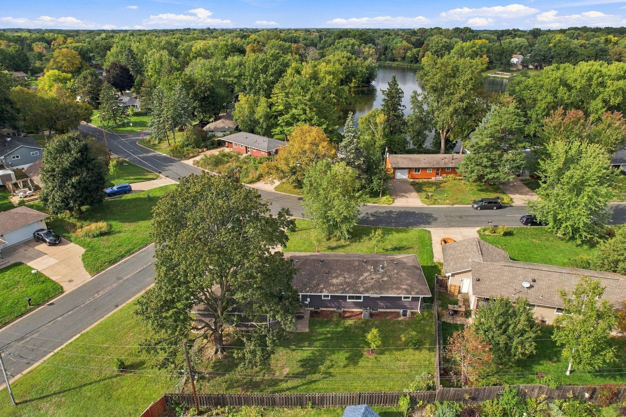8413 Meadow Lake Road E Property Photo 41