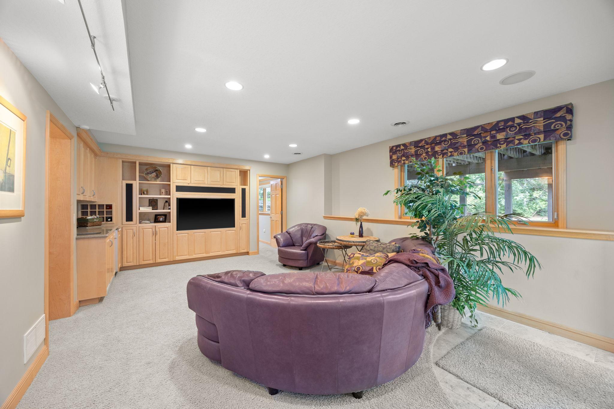 2021 Royale Drive Property Photo 28