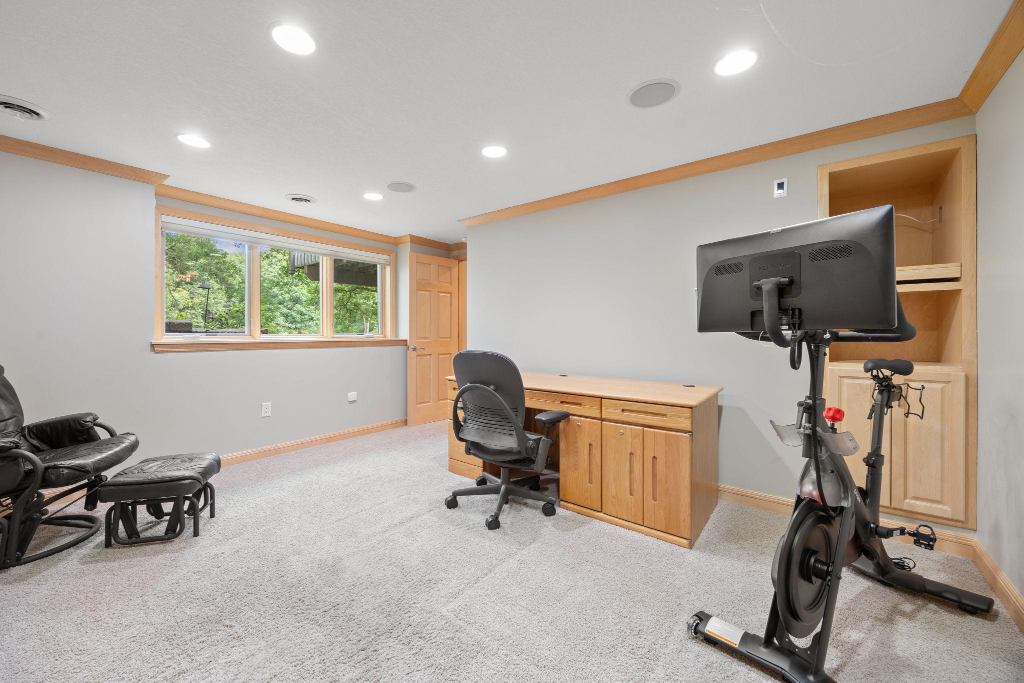 2021 Royale Drive Property Photo 33