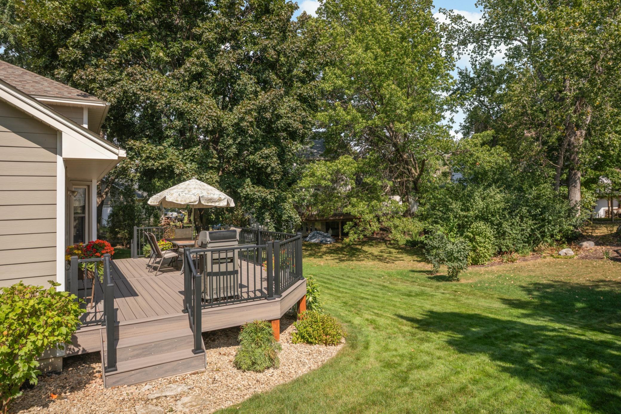 3266 Rolling Hills Drive Property Photo 2