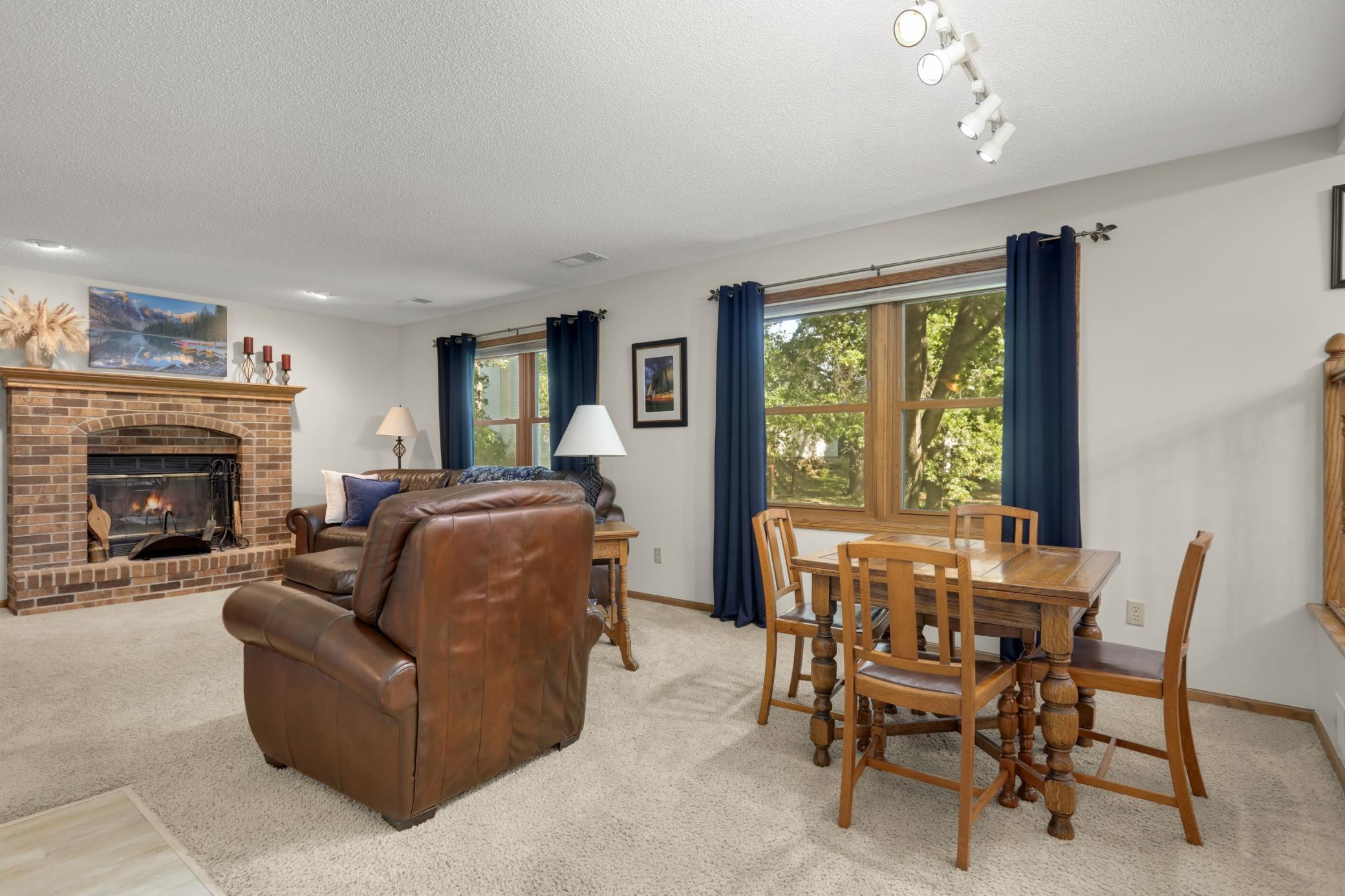 3266 Rolling Hills Drive Property Photo 10