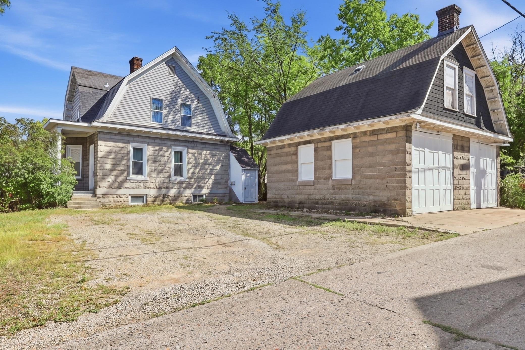 2800 Cedar Avenue S Property Photo 35