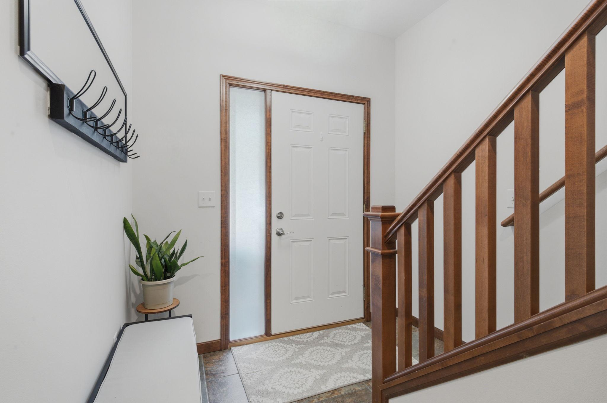 340 Martinson Boulevard Property Photo 8