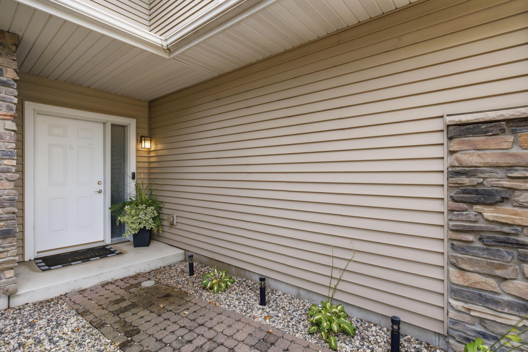 340 Martinson Boulevard Property Photo 22