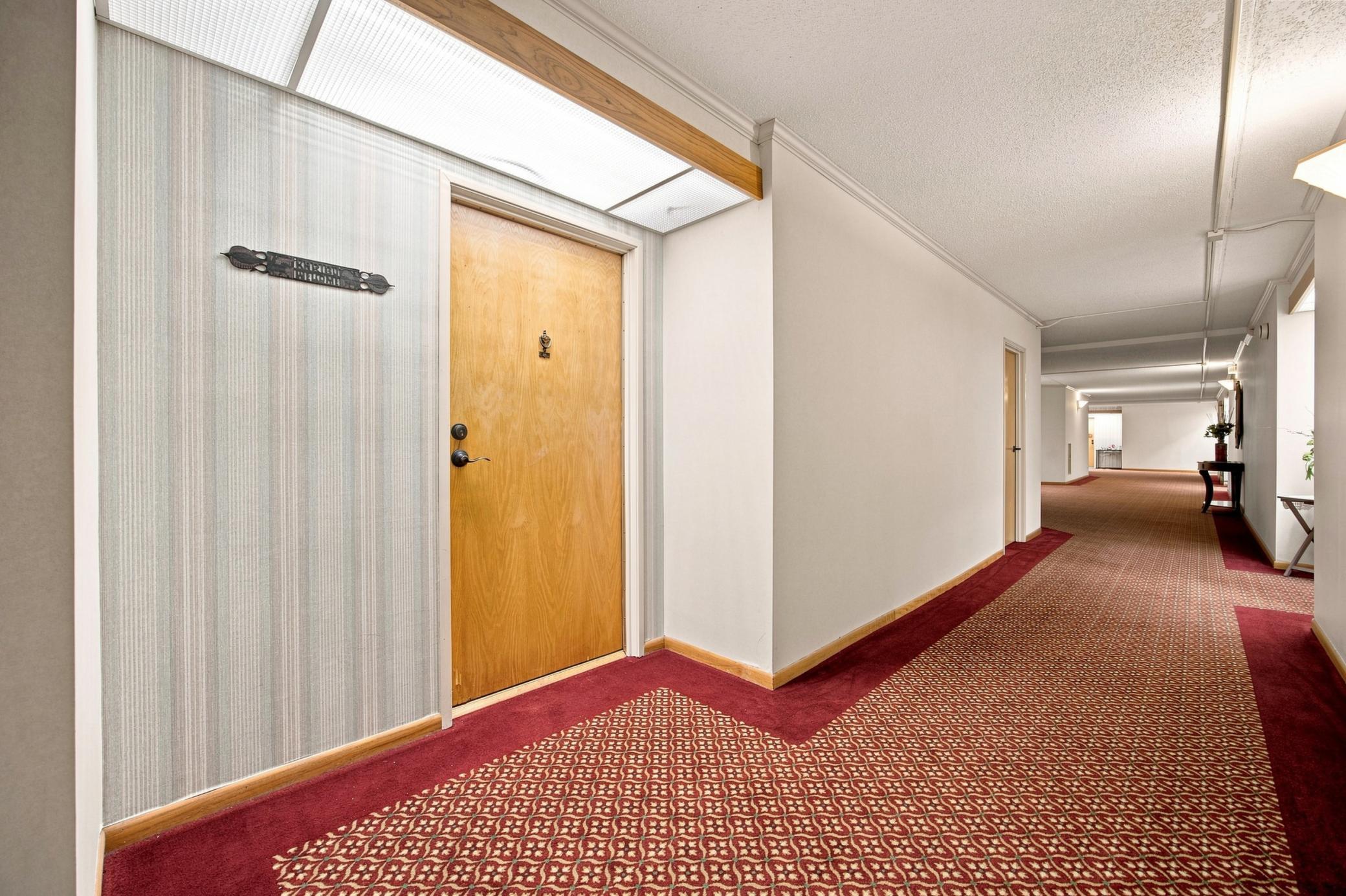 105 3rd Street N 203 Property Photo 5