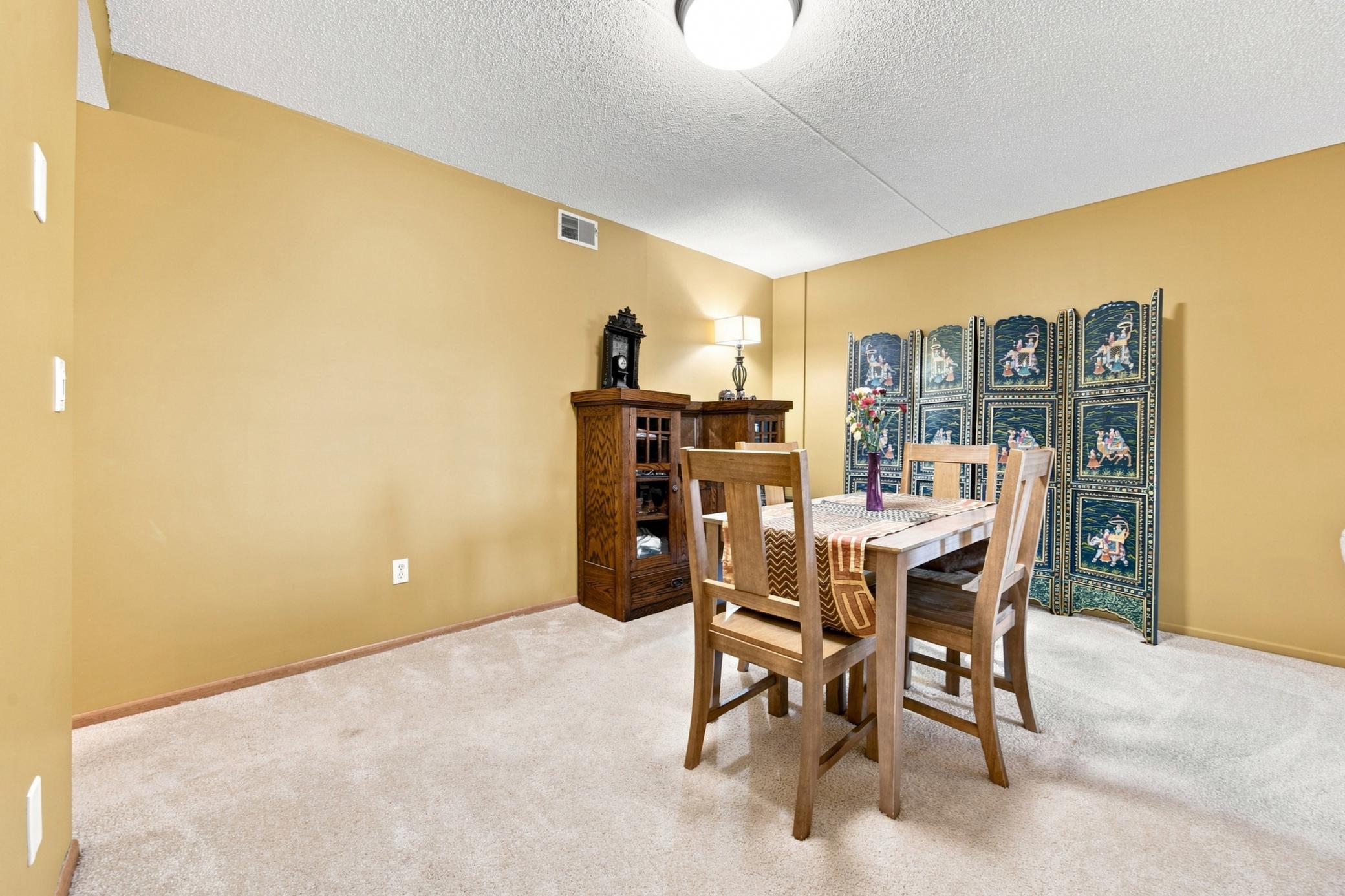 105 3rd Street N 203 Property Photo 10
