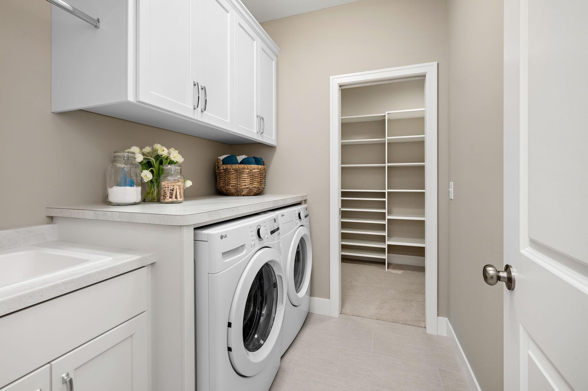 4747 Lawndale Court N Property Photo 19