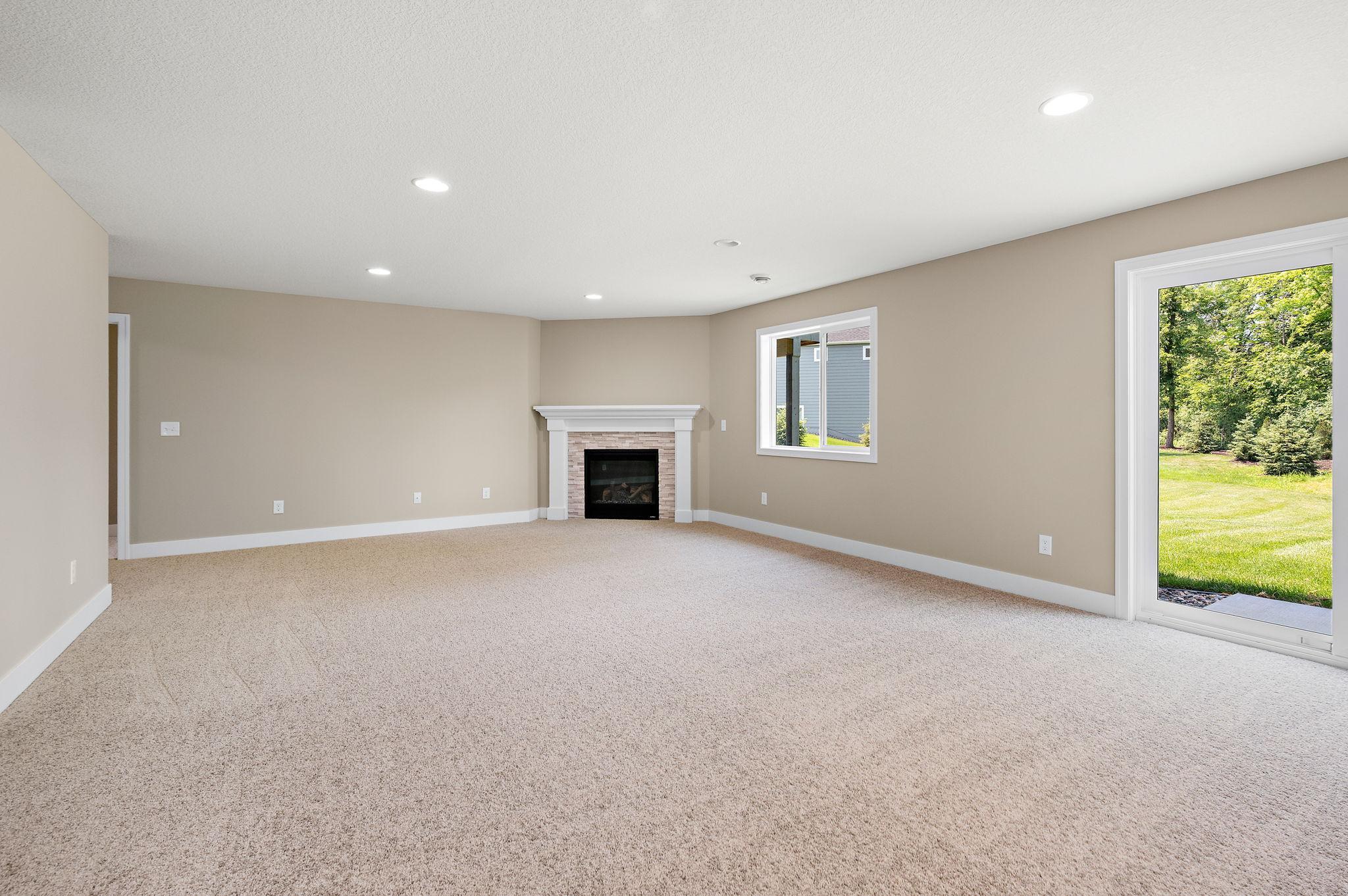 4747 Lawndale Court N Property Photo 24