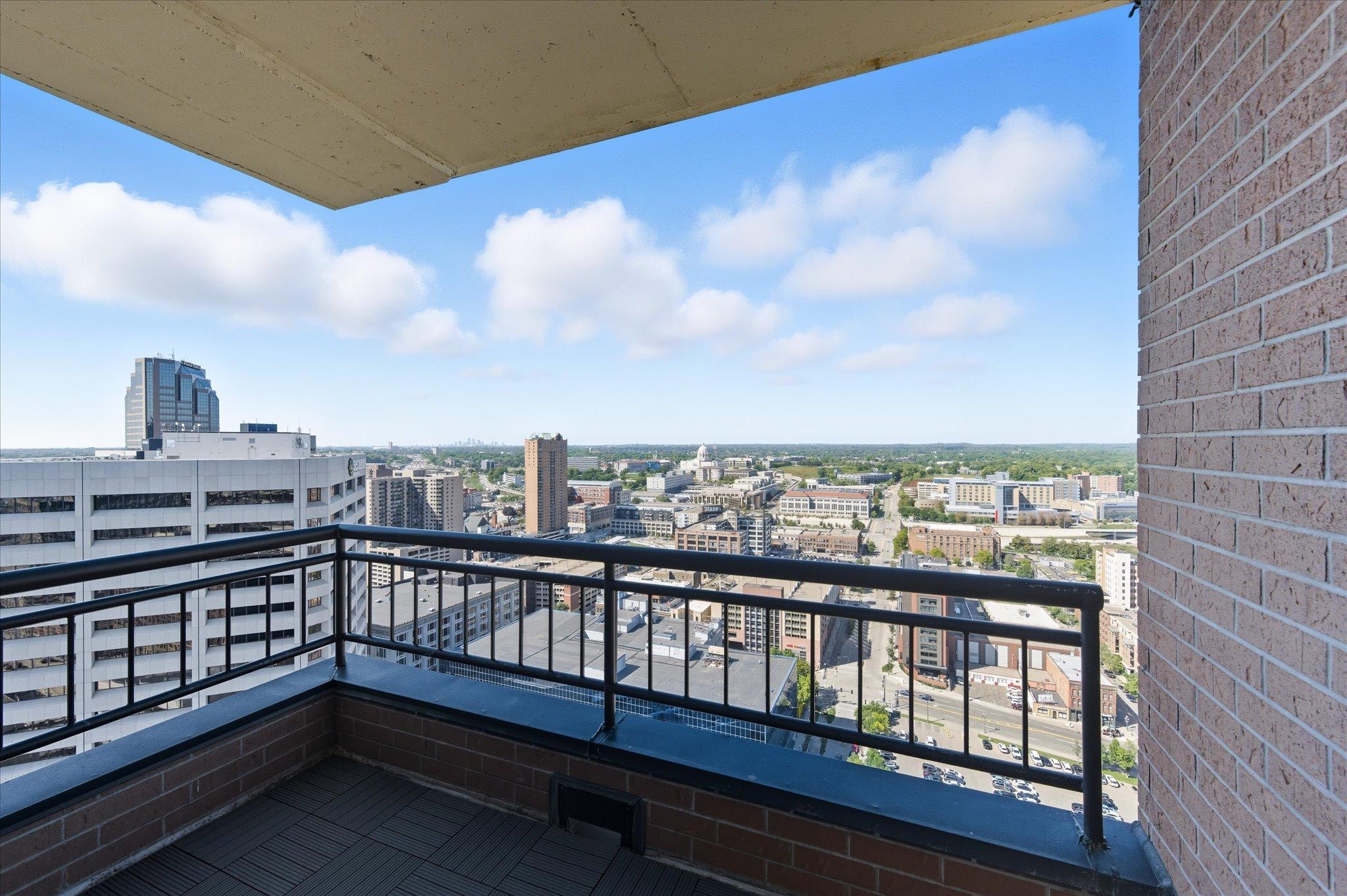 168 6th Street E 3501/3506 Property Photo 9