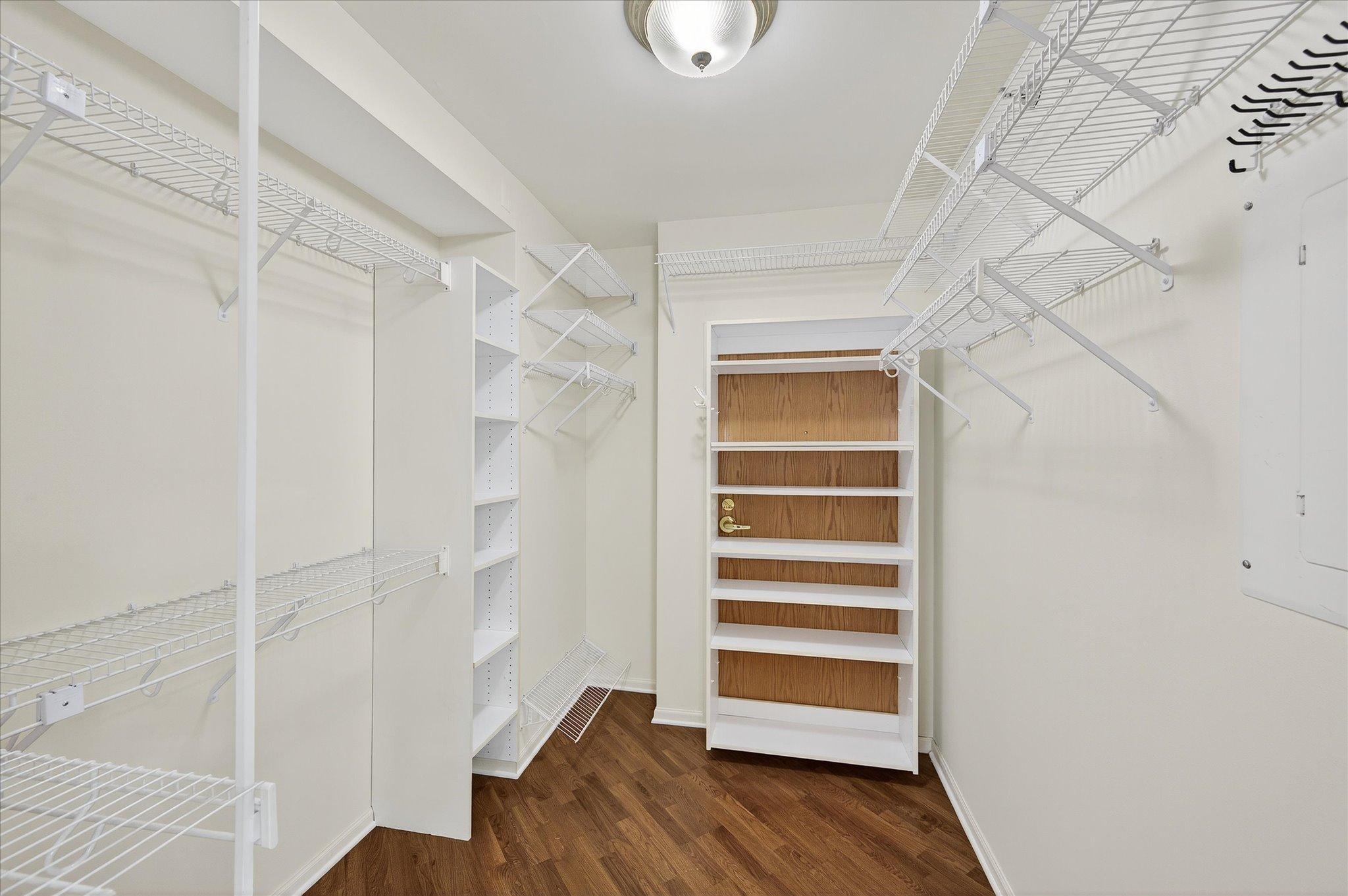 168 6th Street E 3501/3506 Property Photo 25