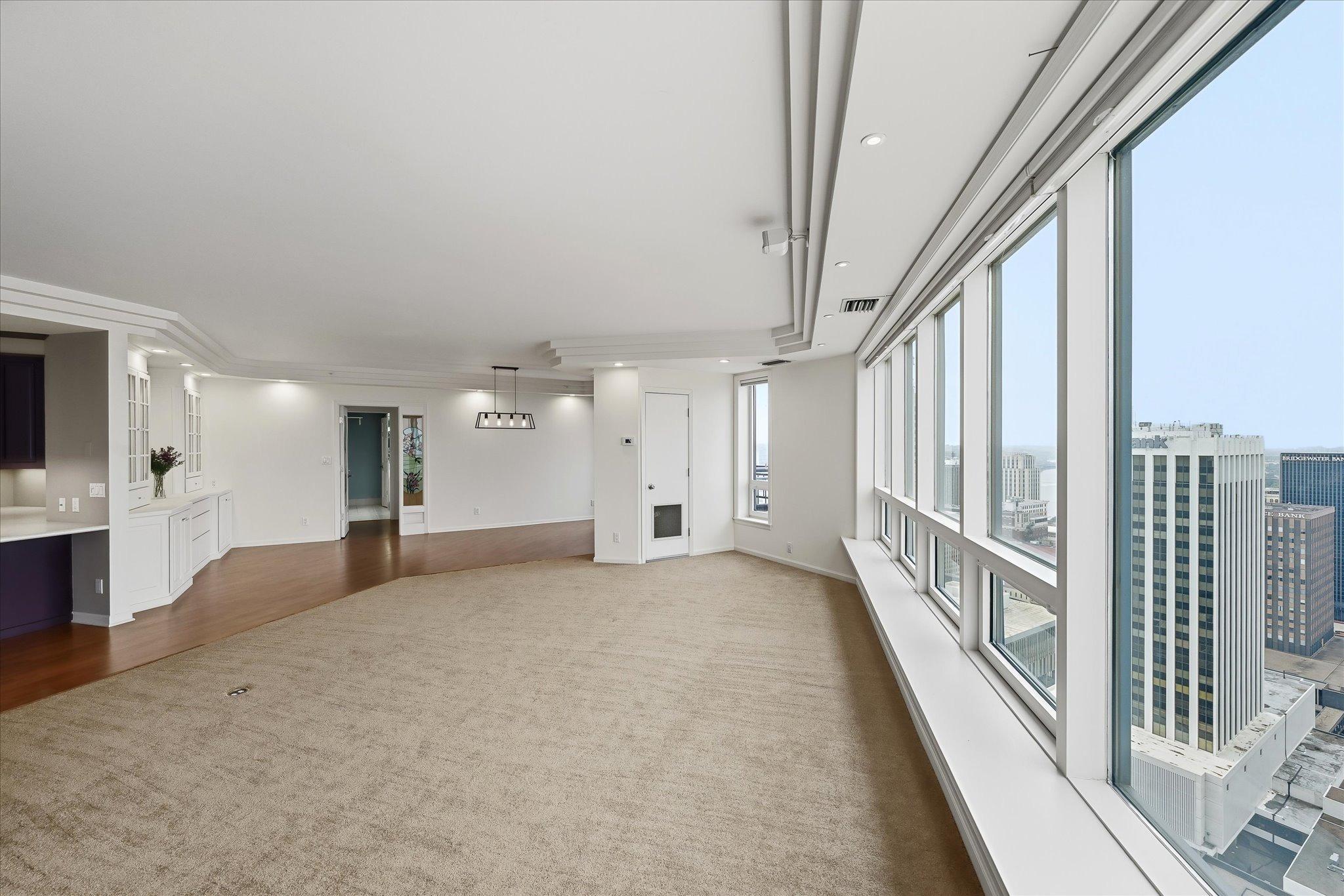 168 6th Street E 3501/3506 Property Photo 41