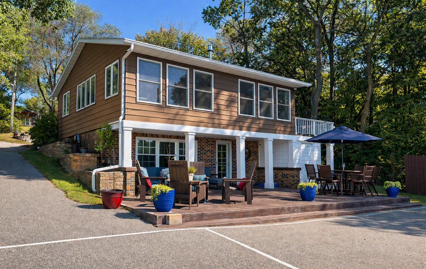 21484 Forest Hill Road Property Photo 1