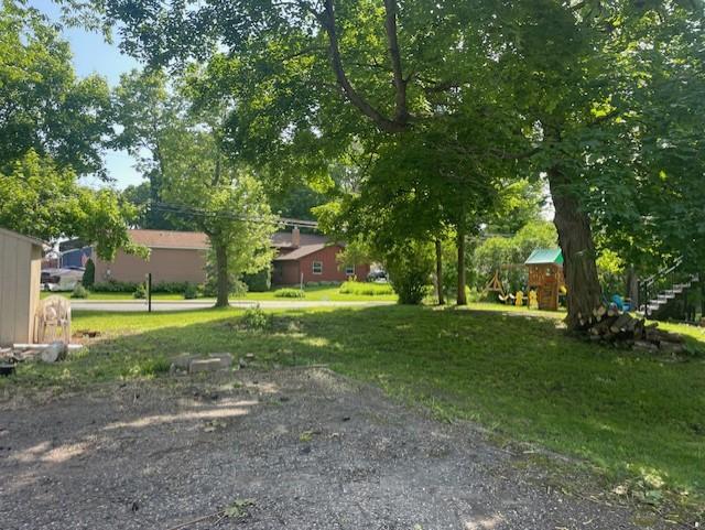 1689 Canary Lane Property Photo 7