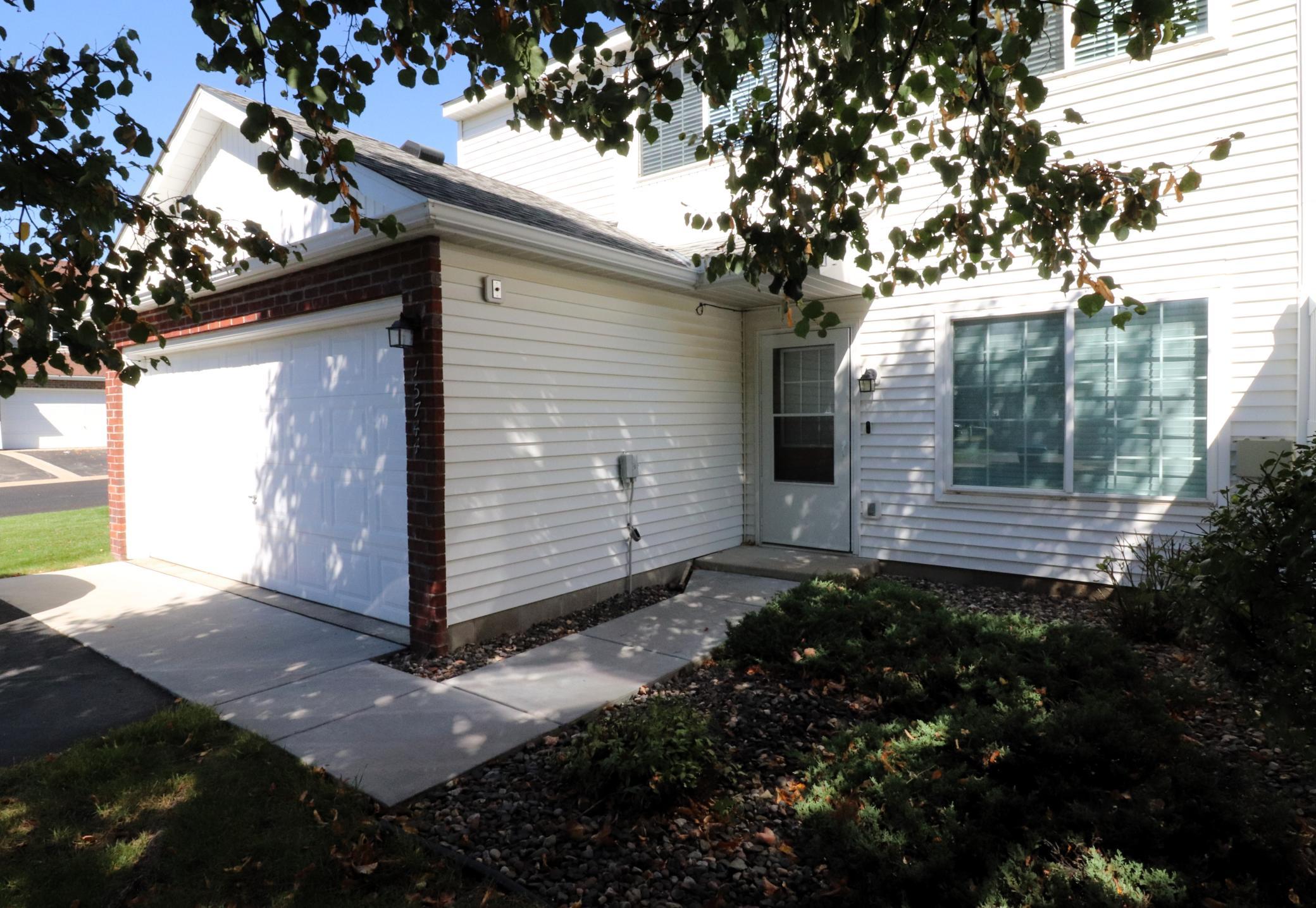 15744 Flackwood Avenue 152 Property Photo 4