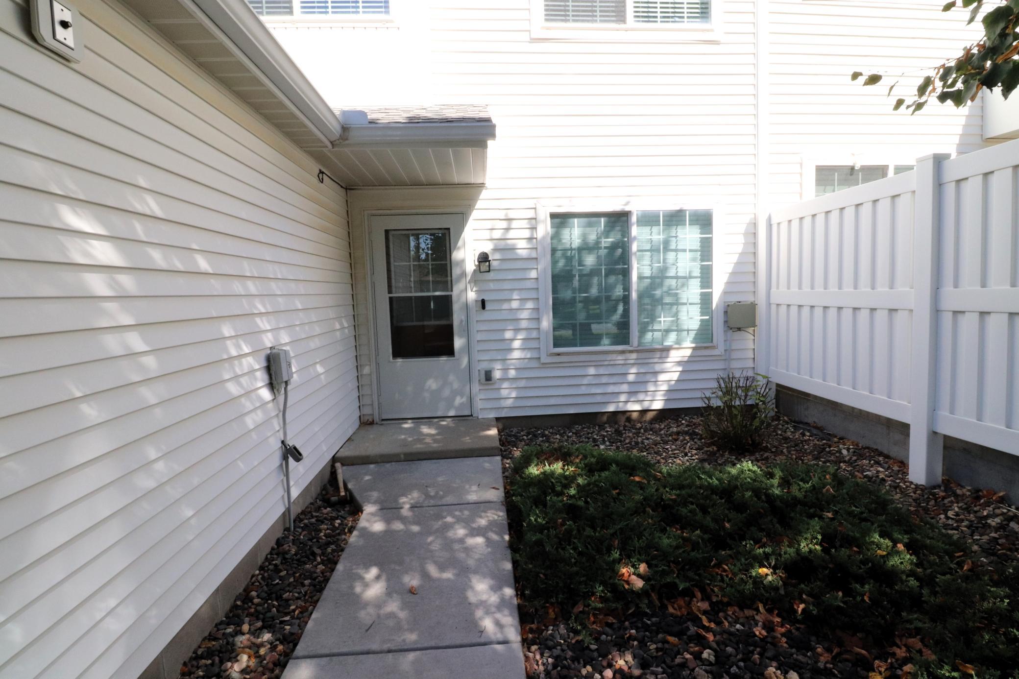 15744 Flackwood Avenue 152 Property Photo 5
