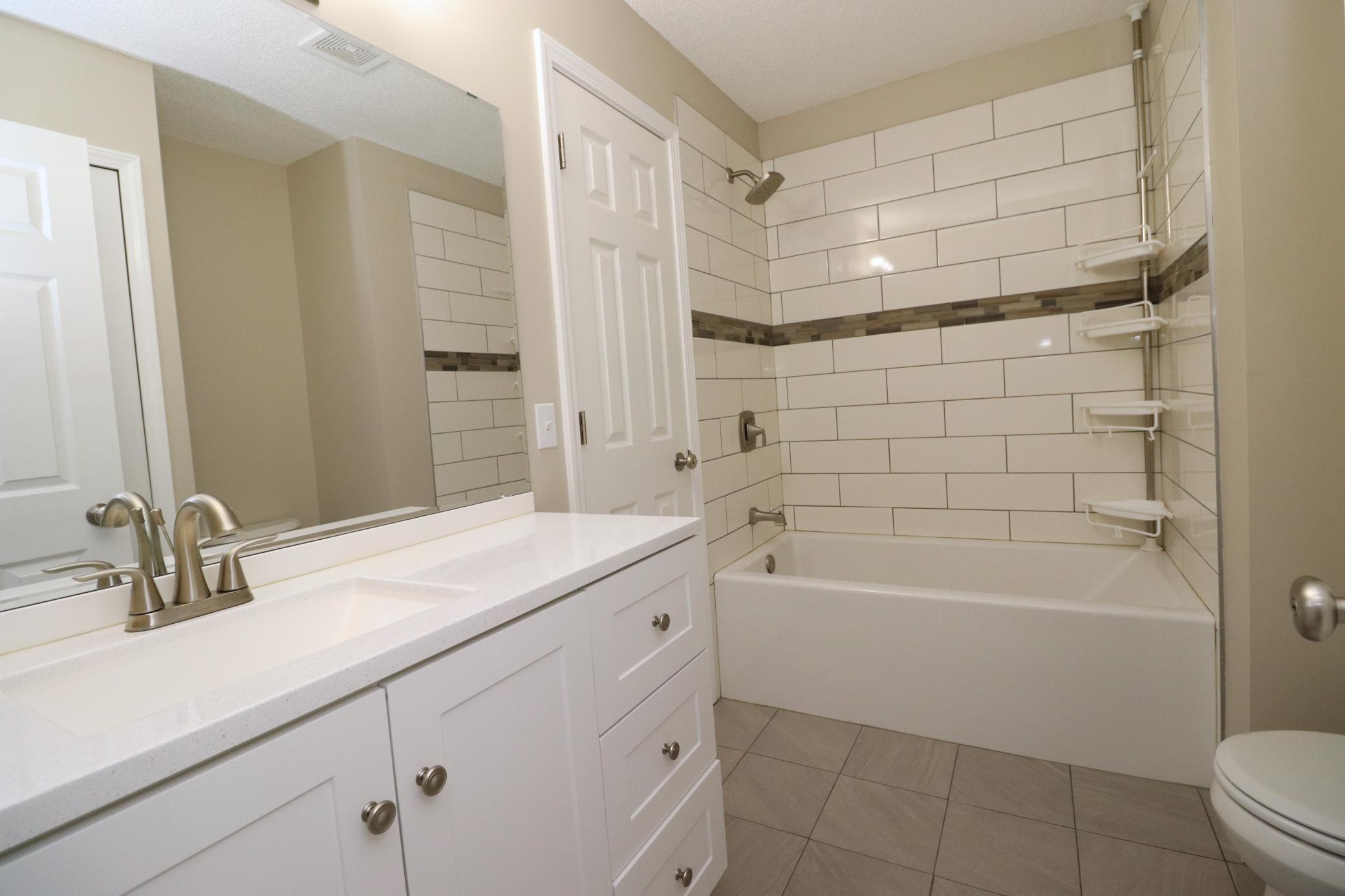 15744 Flackwood Avenue 152 Property Photo 20