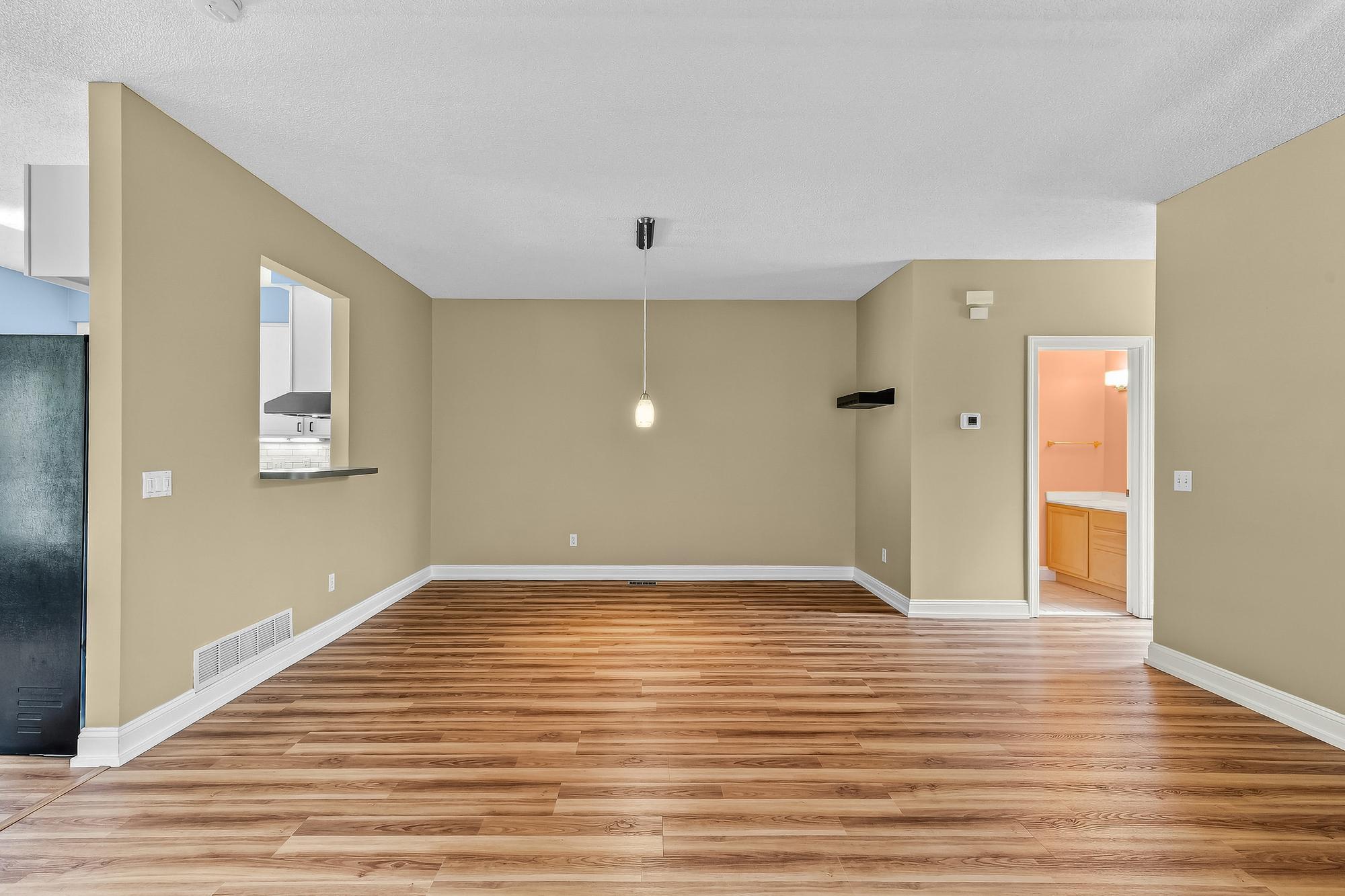 416 Duke Street Property Photo 11
