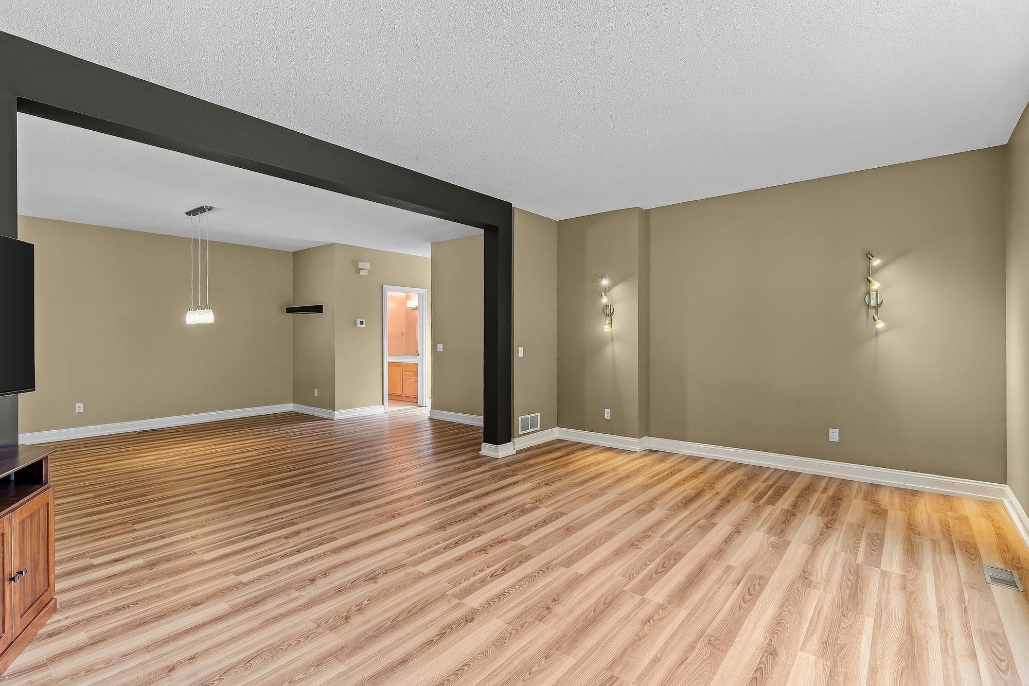 416 Duke Street Property Photo 14
