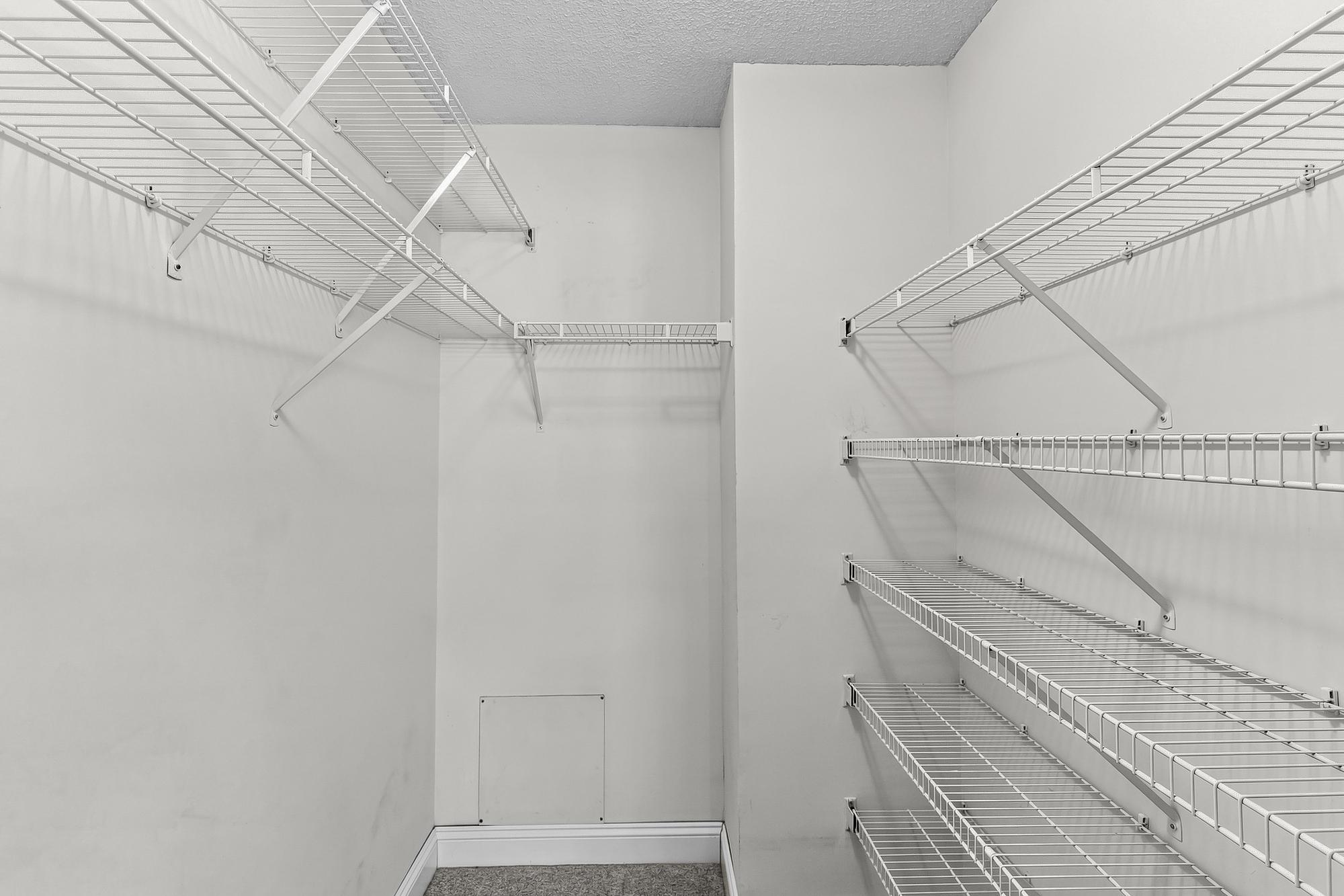 416 Duke Street Property Photo 22