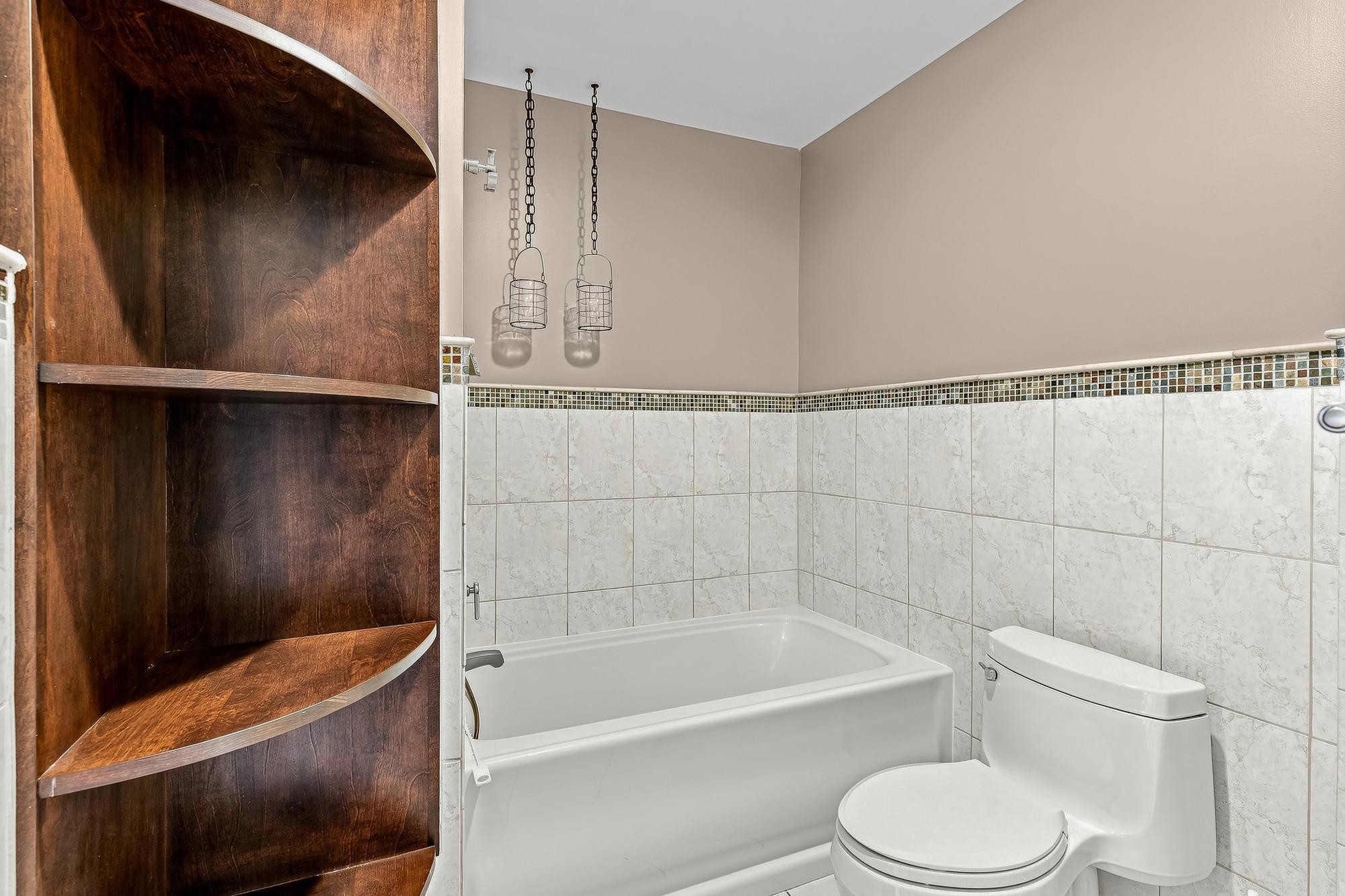 416 Duke Street Property Photo 25
